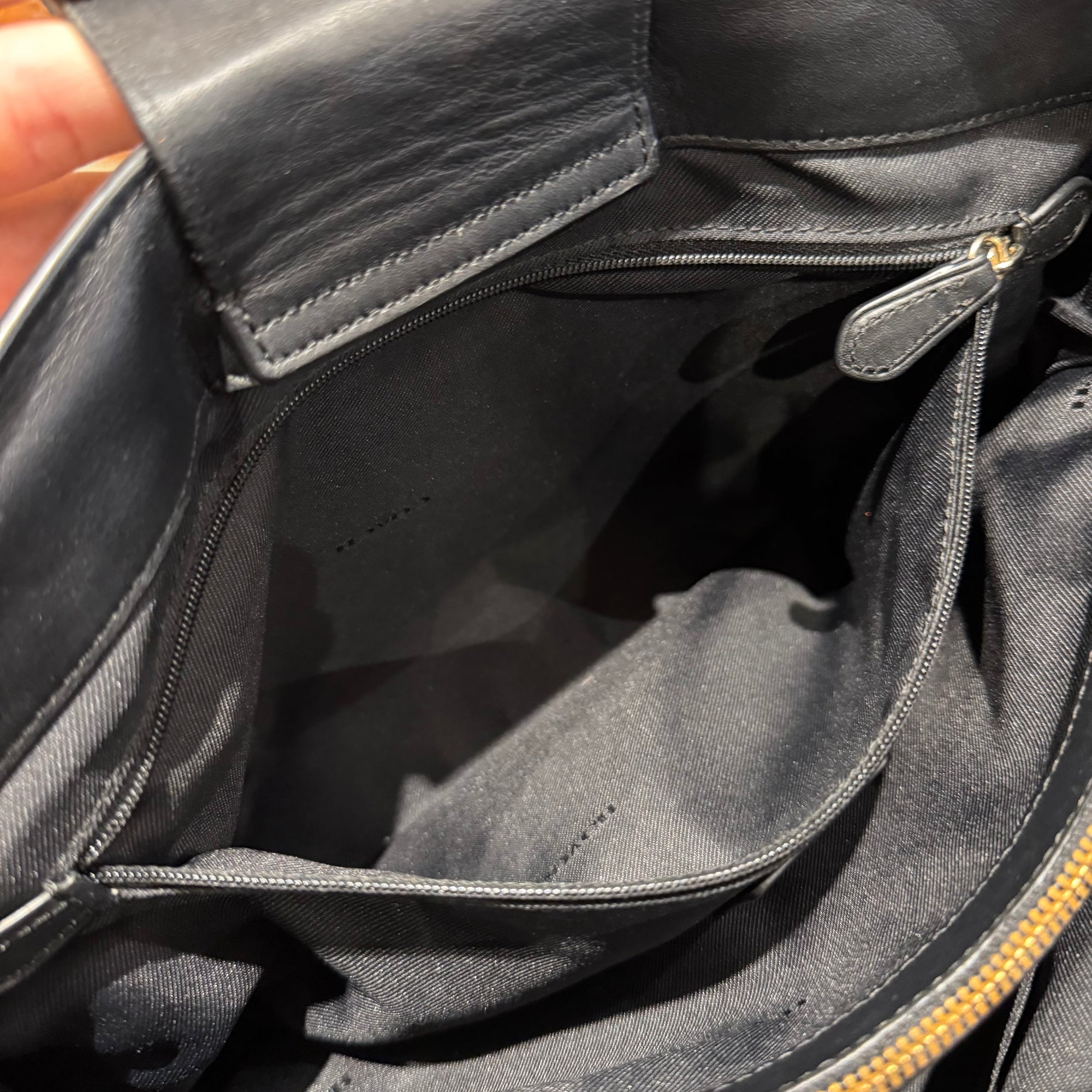 COACH SWAGGER CARRYALL SHOULDER BAG ‘BLACK’