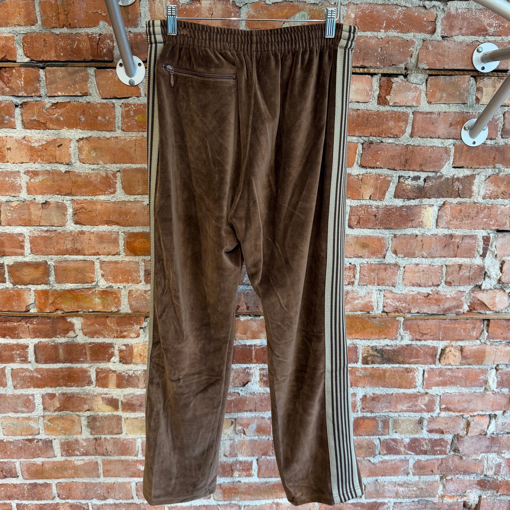 NEEDLES CLASSIC STRAIGHT VELOUR TRACK PANTS ‘BROWN’