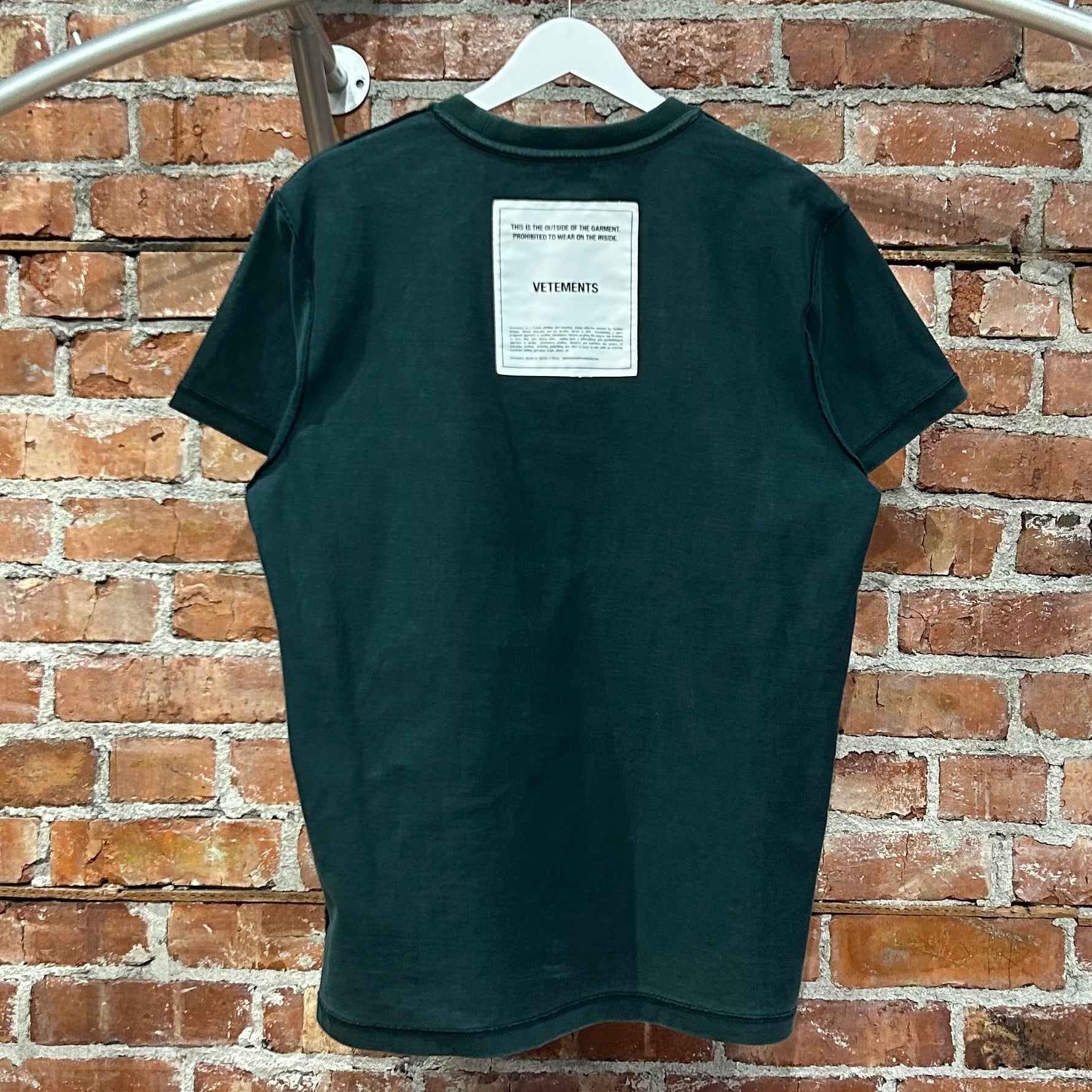 VETEMENTS AW19 INSIDE OUT TEE ‘FOREST’