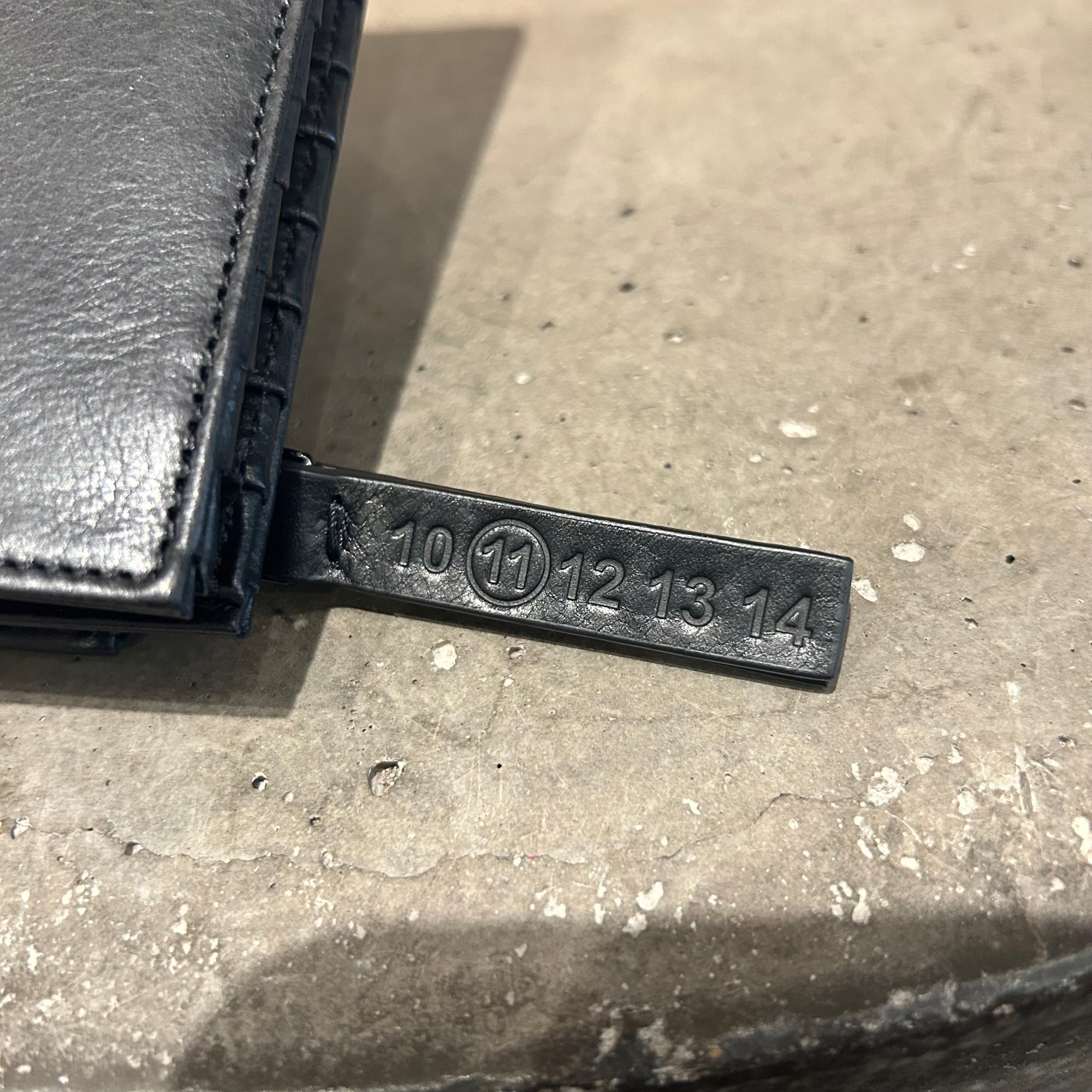 MAISON MARGIELA FOUR STITCH LARGE BIFOLD WALLET ‘BLACK’