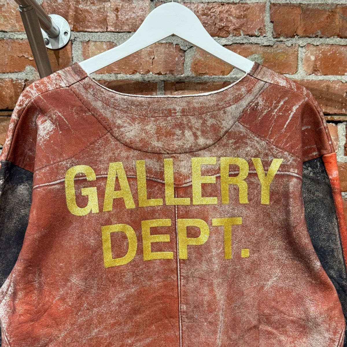 GALLERY DEPT. TROMPE PRINT MOTO CREWNECK ‘RED’
