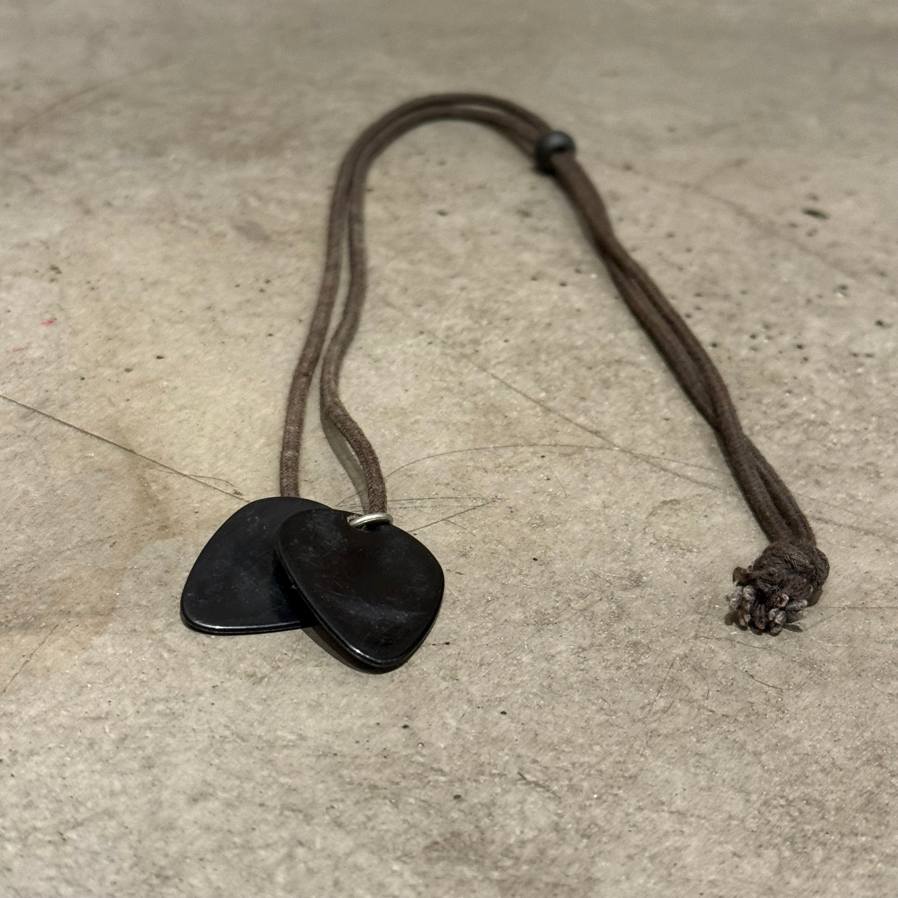UNDERCOVER and HYSTERIC GLAMOUR ピックネックレス HYSTERIC GLAMOUR X UNDERCOVER GUITAR PICK NECKLACE 'BROWN/BLACK