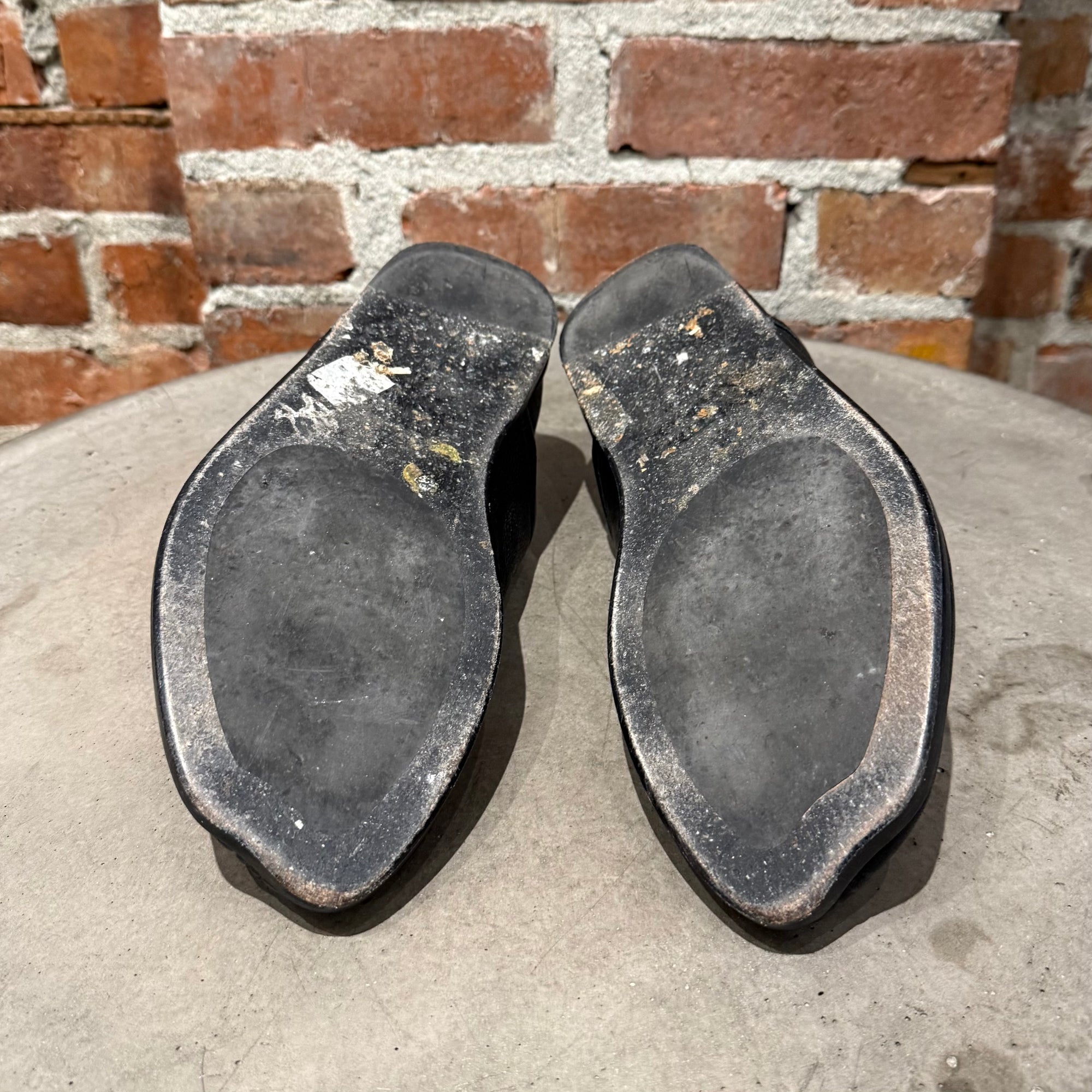 VIVIENNE WESTWOOD ORB CALFSKIN LOAFERS ‘BLACK’