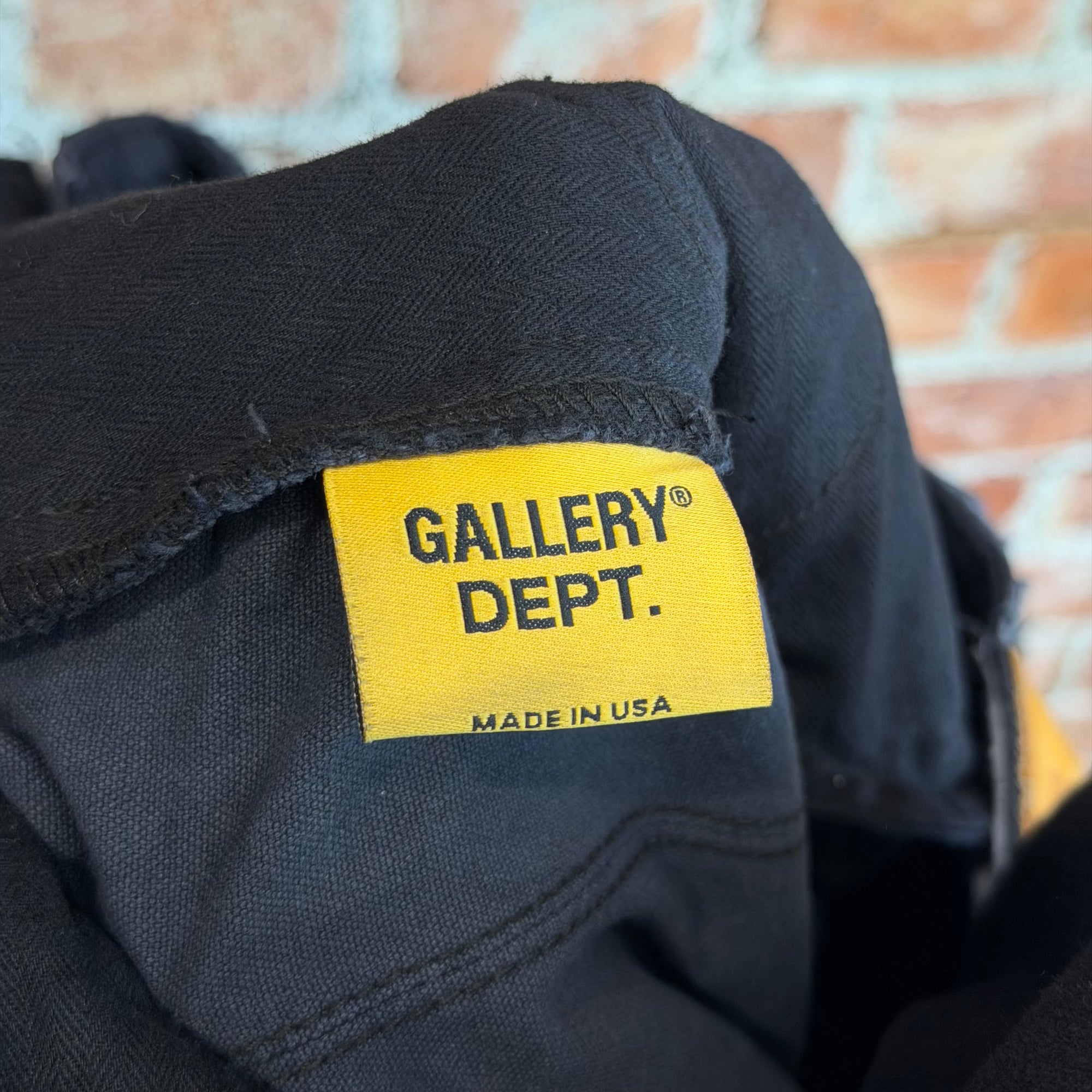 GALLERY DEPT. DISTRESSED PROGRAMMER CARGO PANTS ‘BLACK’