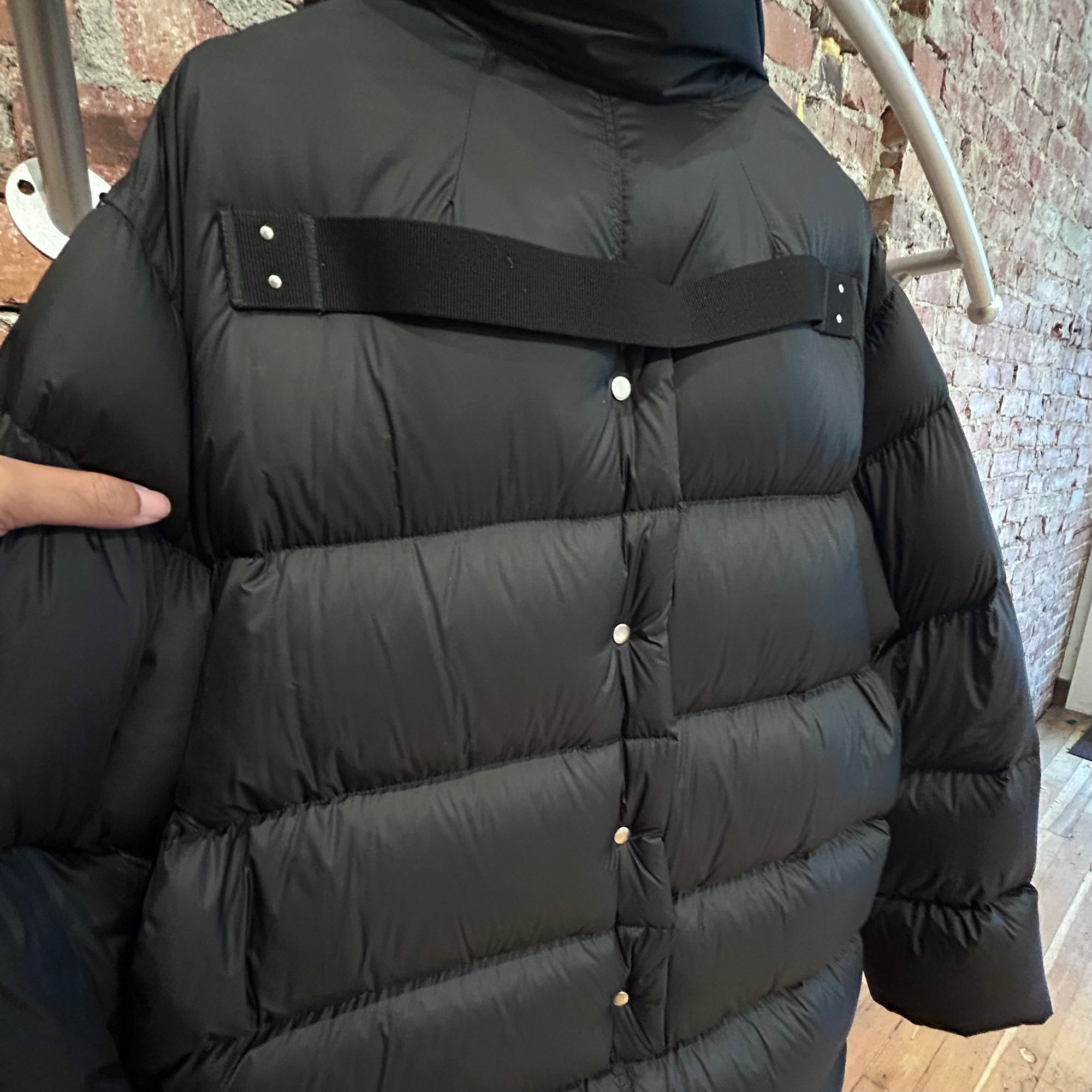 RICK OWENS FW22 STROBE MOUNTAIN DOWN JACKET ‘BLACK’