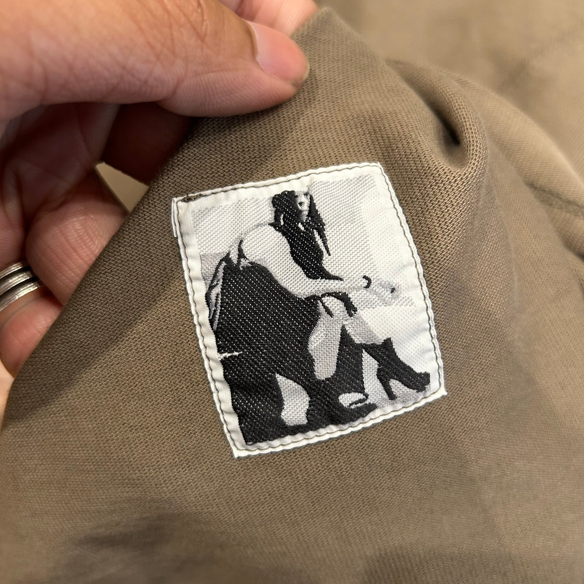 RICK OWENS SS25 HOLLYWOOD DRKSHDW WALRUS CUT TEE ‘DUST’