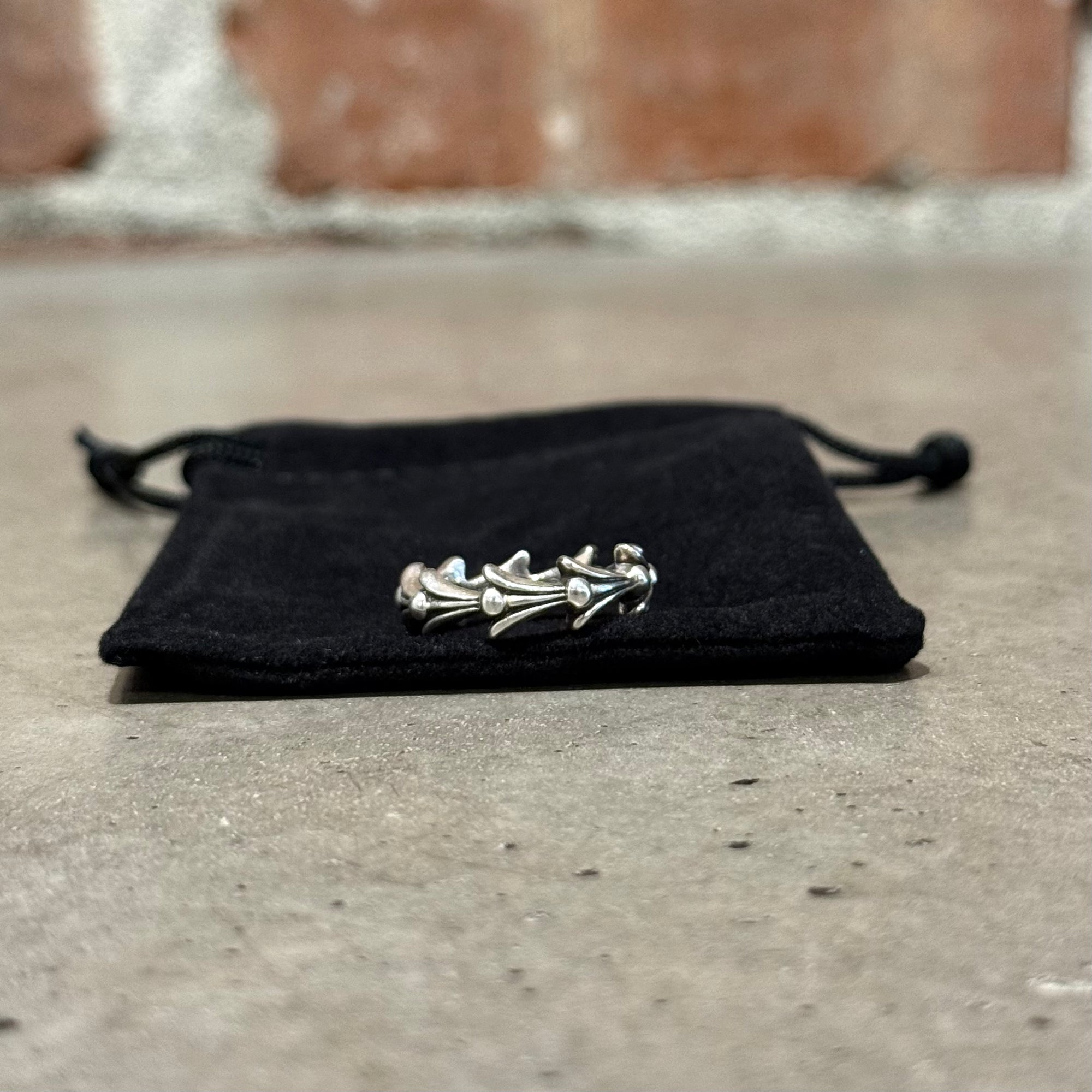 CHROME HEARTS CROSS TAIL RING ‘SILVER’