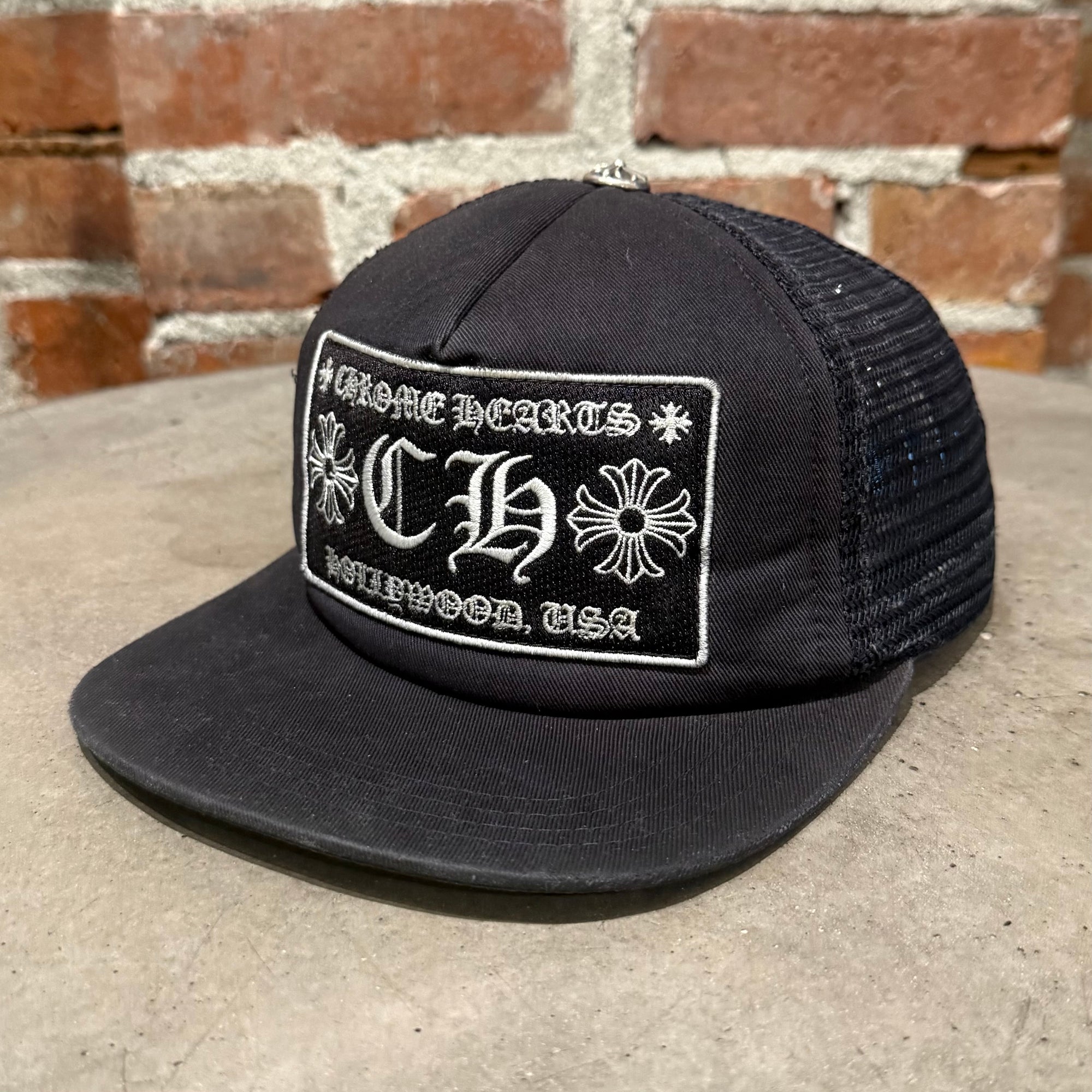 CHROME HEARTS VINTAGE HOLLYWOOD TRUCKER HAT ‘BLACK’