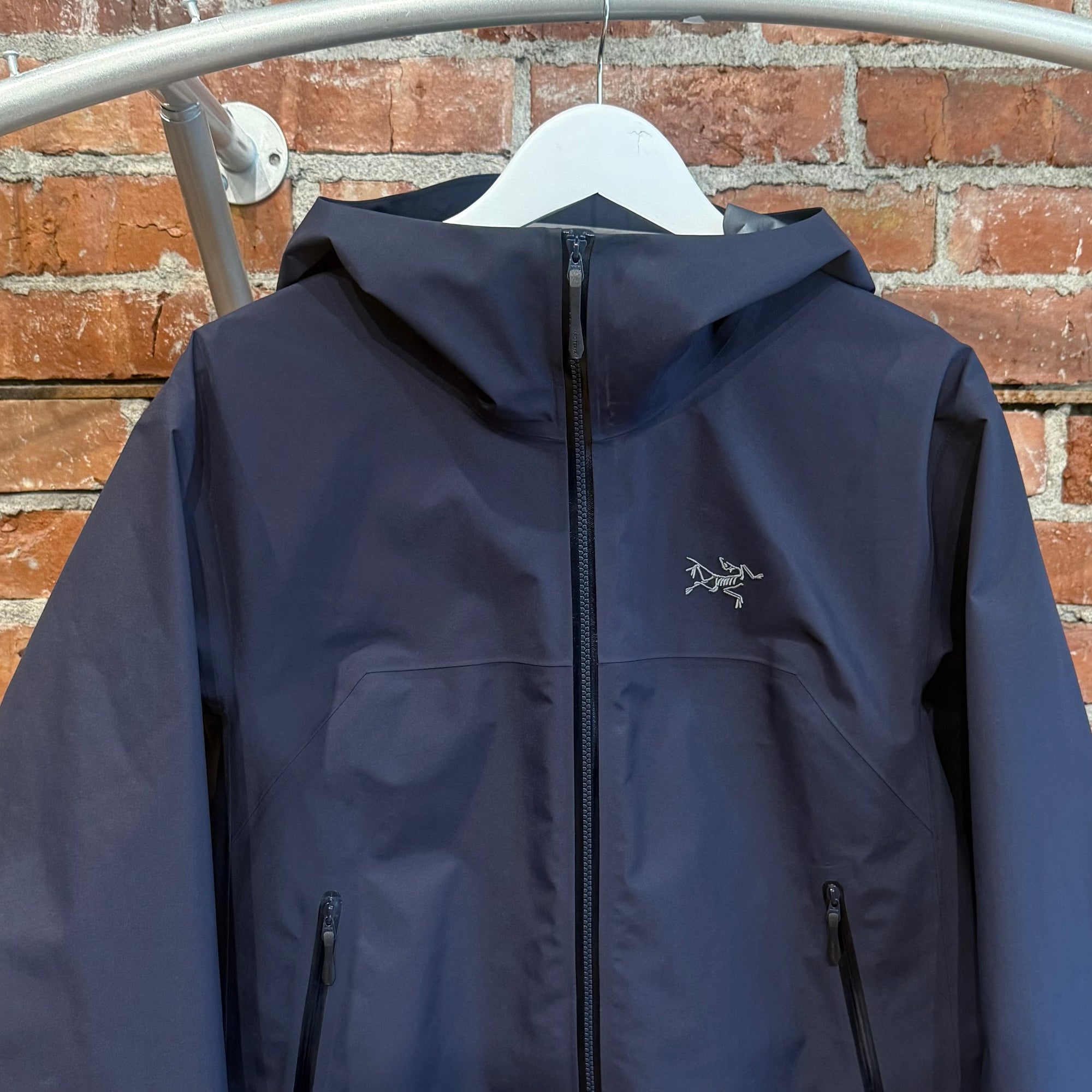 ARC’TERYX BETA LT SHELL JACKET ‘NAVY’