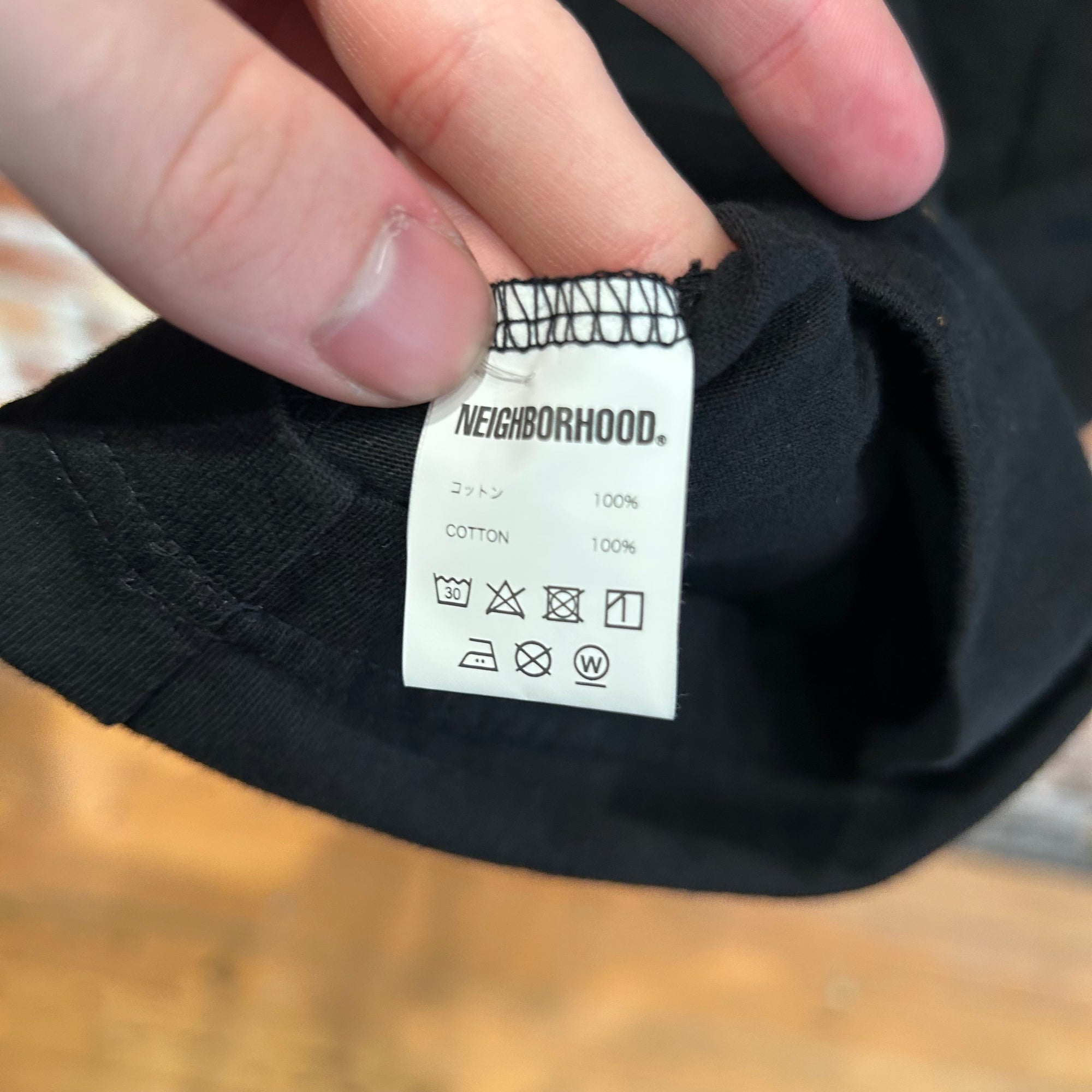 NEIGHBORHOOD TECHNICAL APPAREL OLD ENGLISH TEE ‘BLACK’