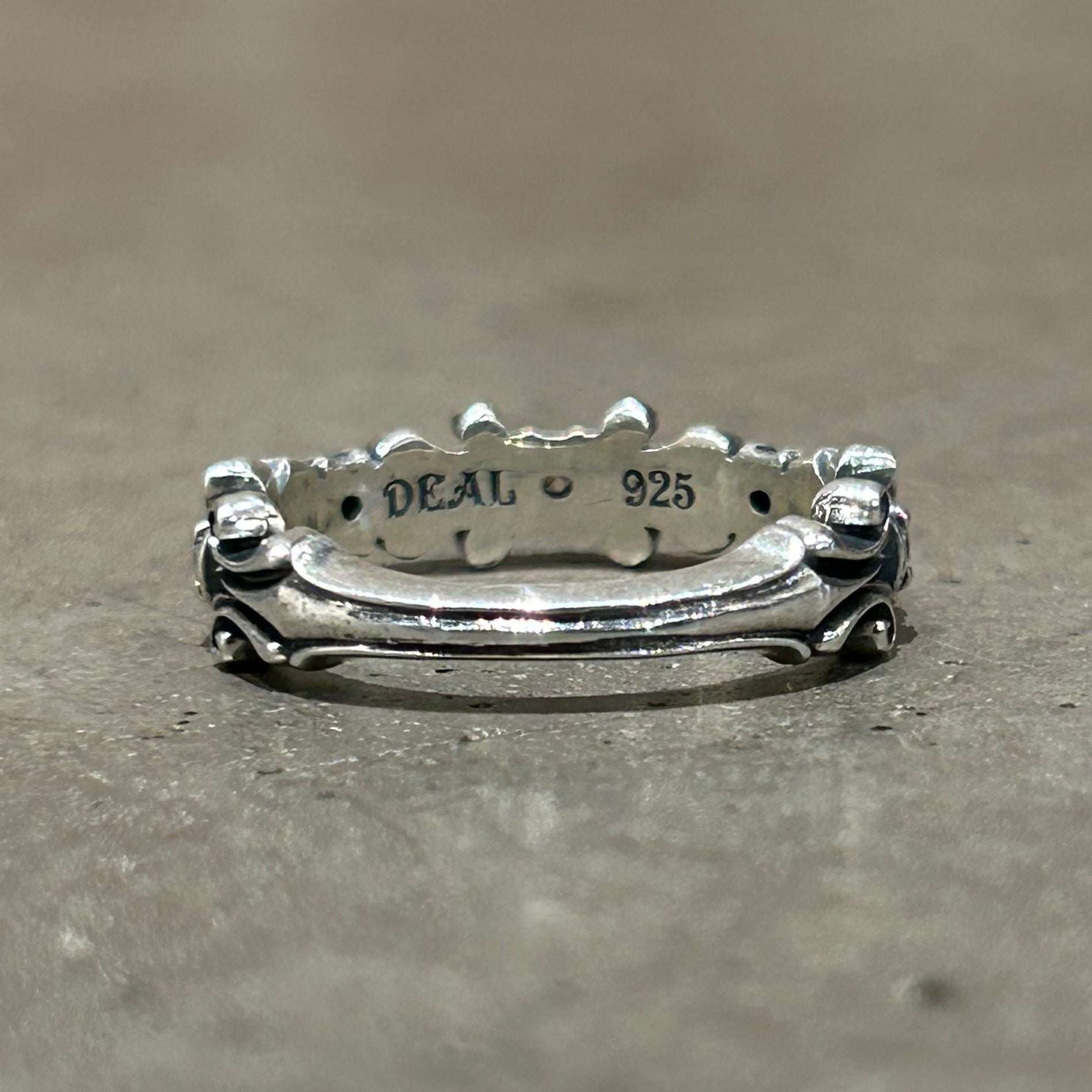 DEAL DESIGN LILY ROD RING 'SILVER'