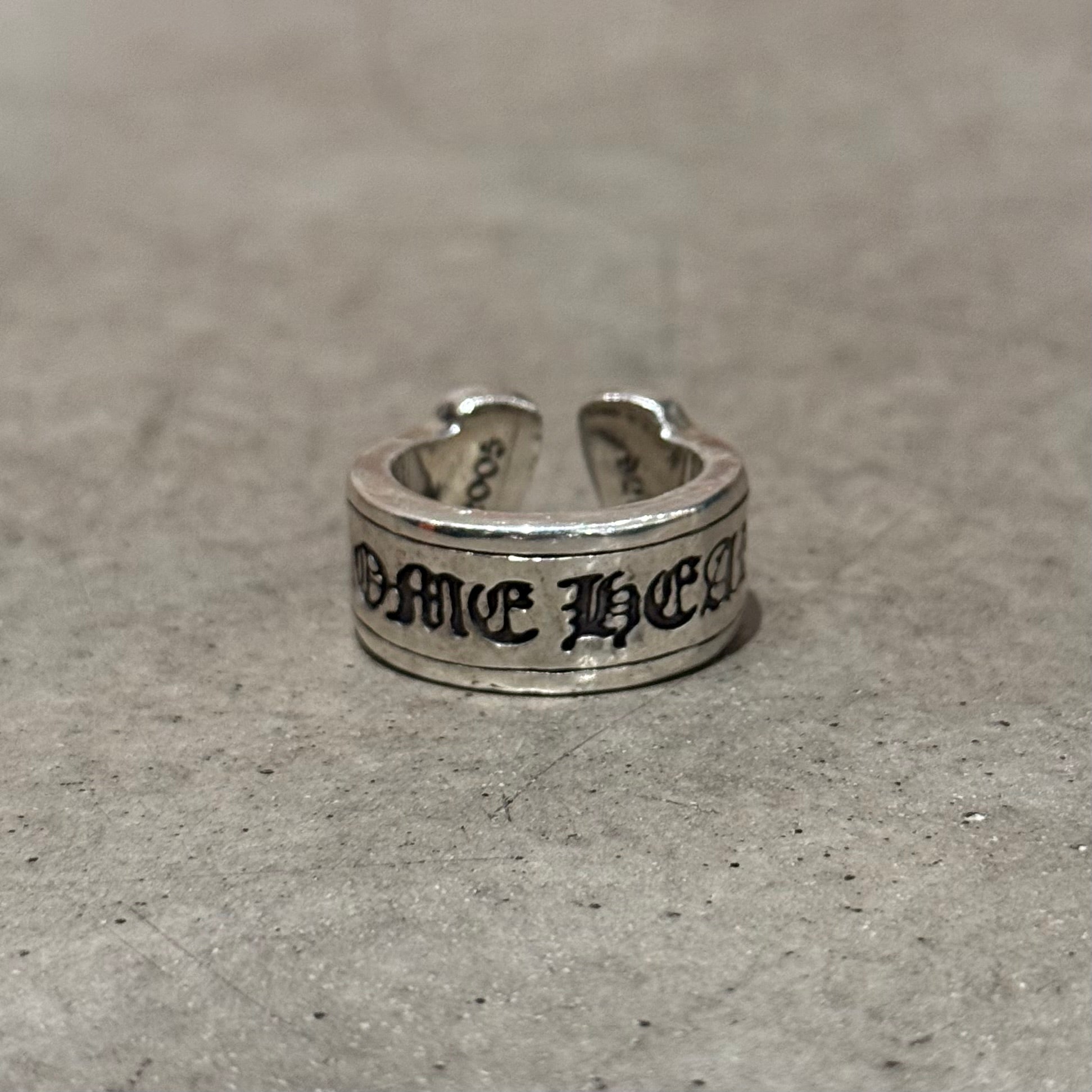 CHROME HEARTS LARGE SCROLL RING ‘SILVER’