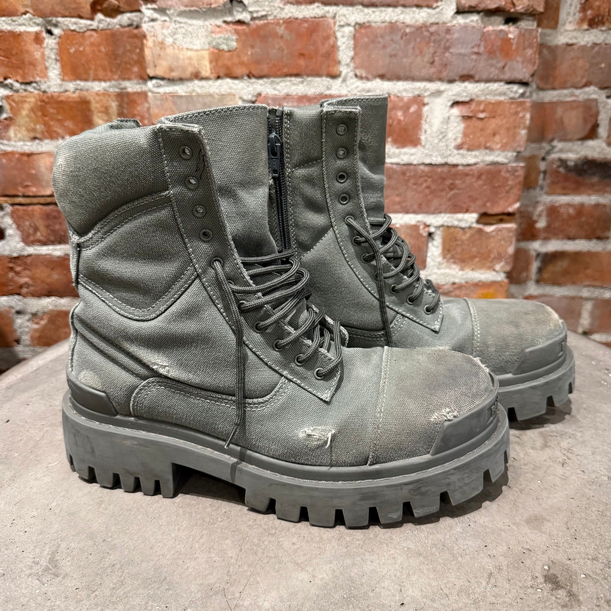 BALENCIAGA COMBAT 20MM CANVAS STRIKE BOOT 'GREEN'