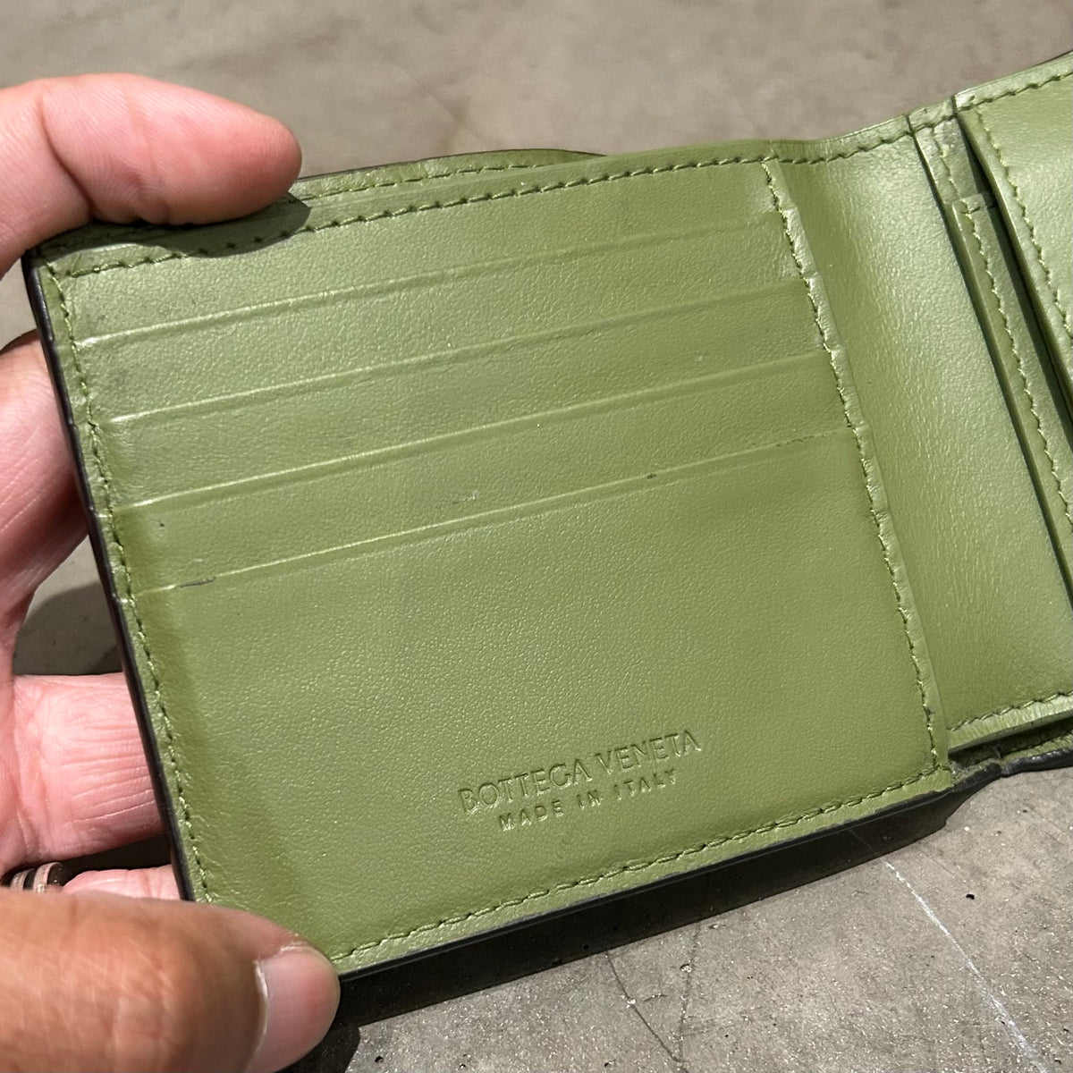 BOTTEGA VENETA INTRECCIATO LEATHER BIFOLD WALLET ‘BROWN’