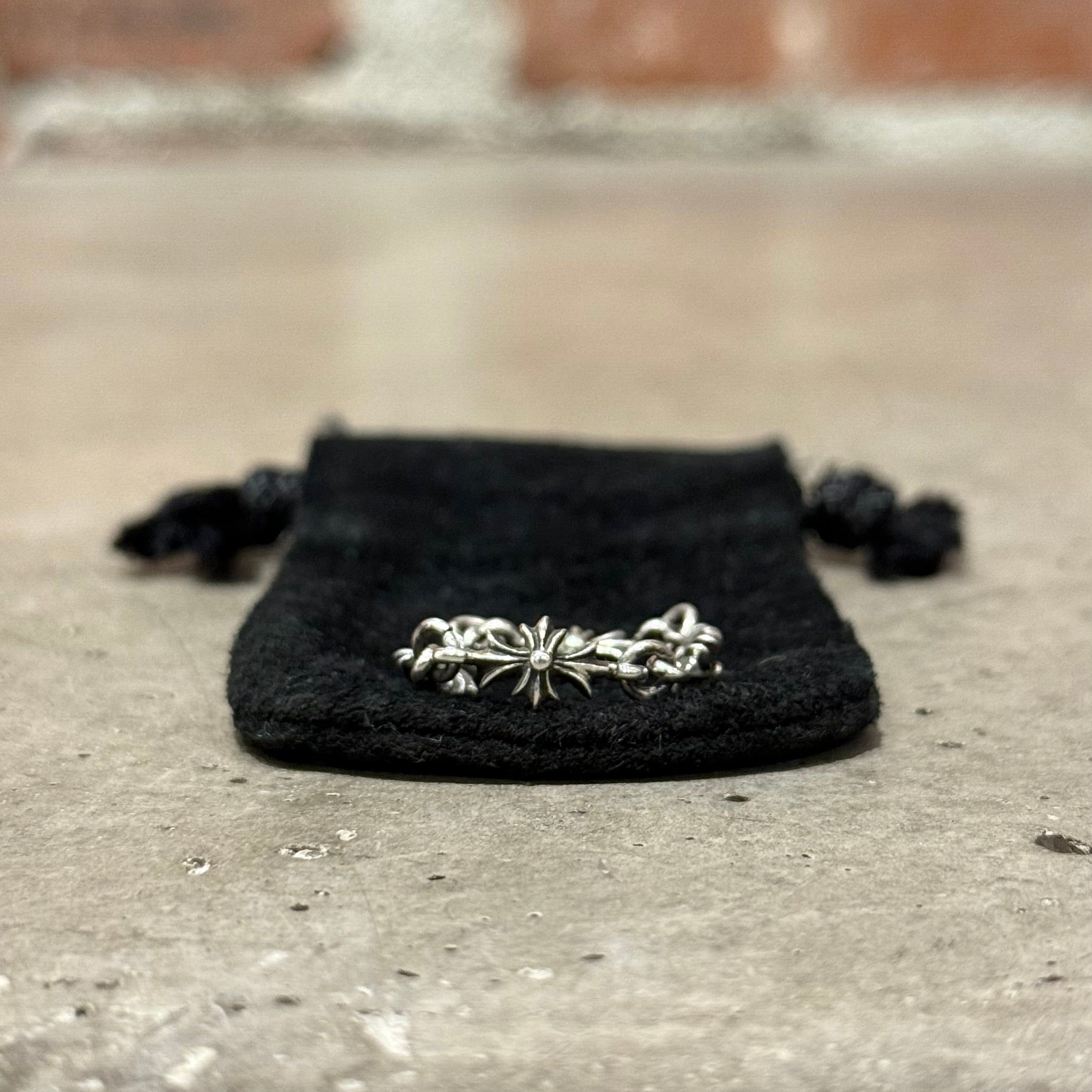 CHROME HEARTS TINY-E 4 LINK RING 'SILVER' – Sadō Room