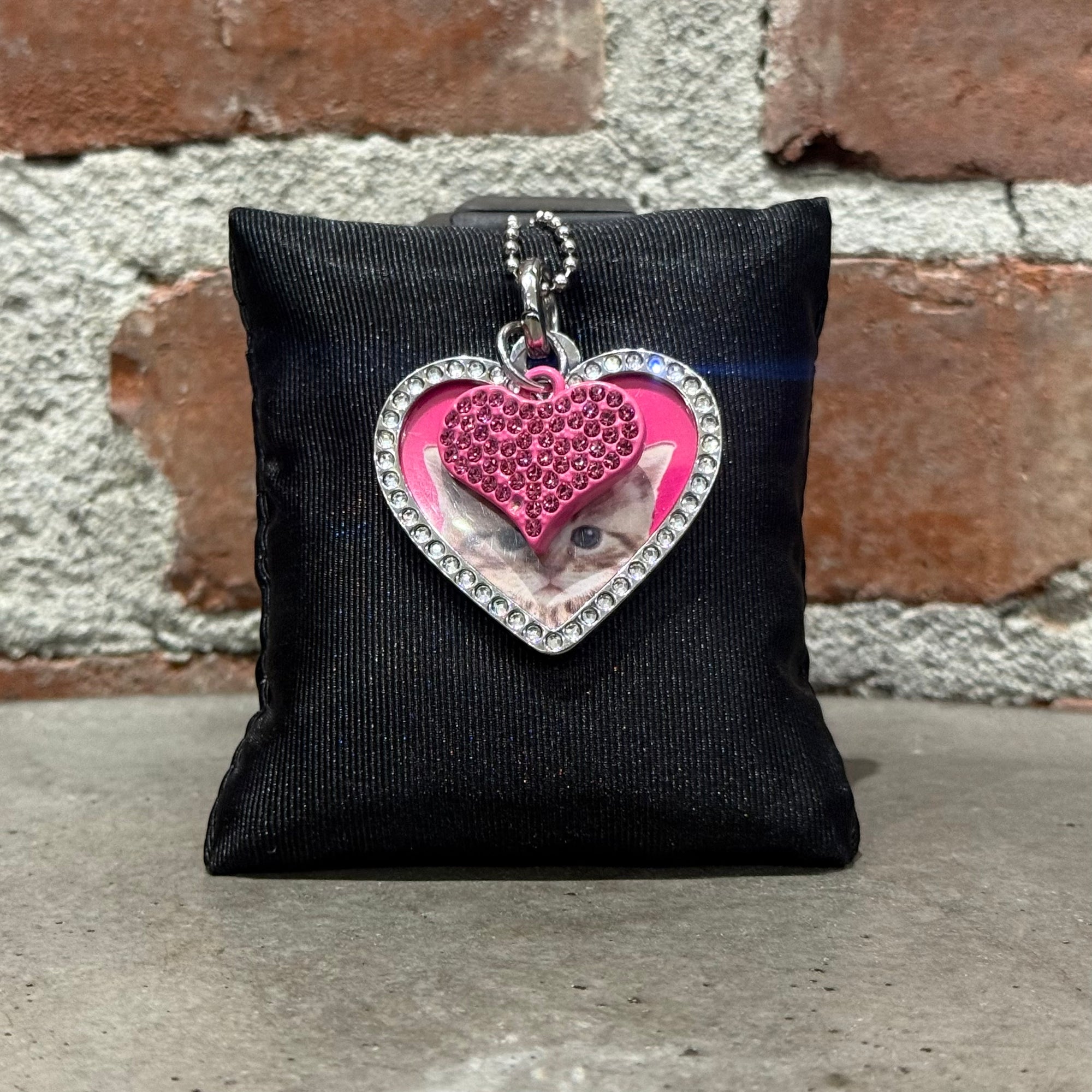 BALENCIAGA HEART PHOTO LOCKET KITTEN NECKLACE ‘SILVER/PINK’