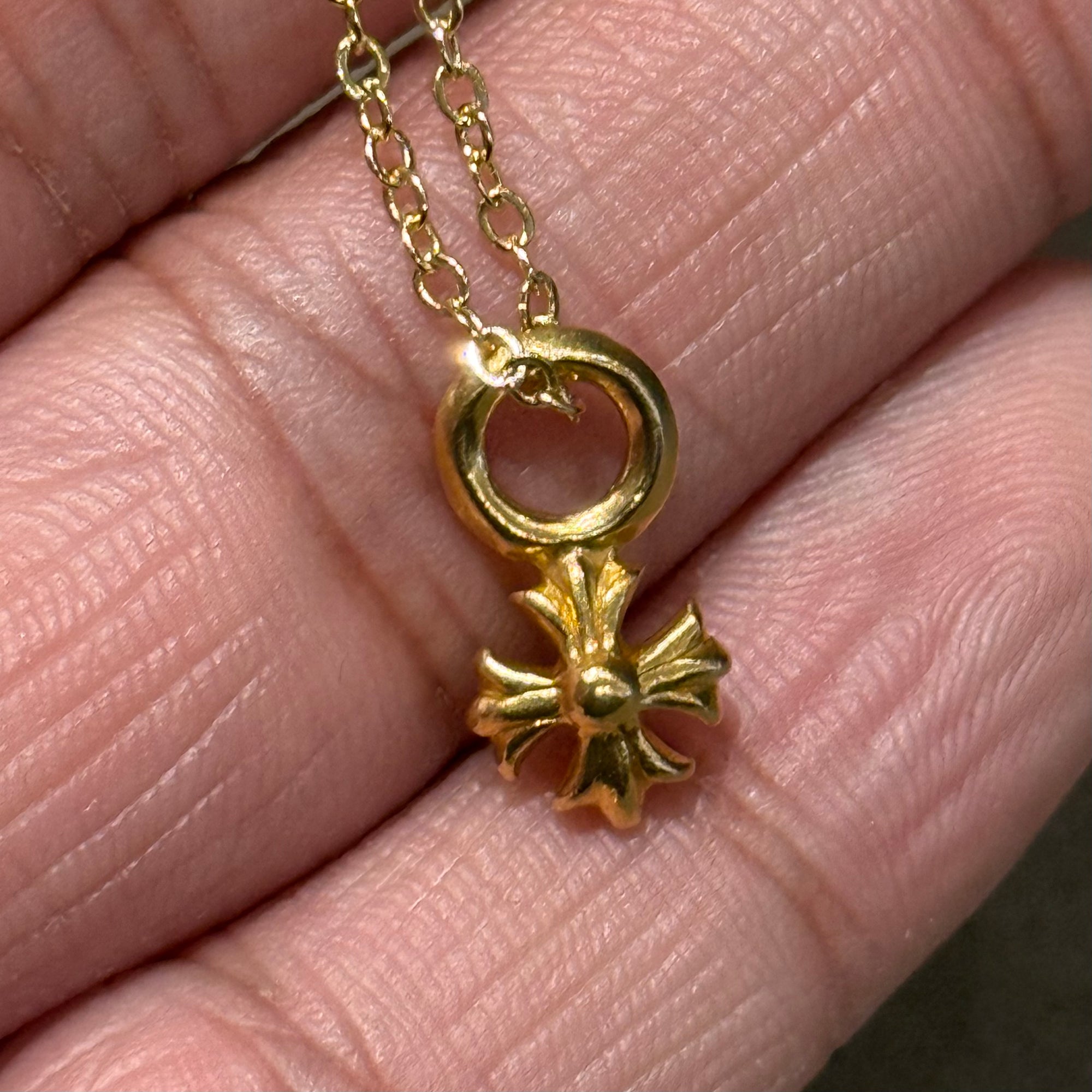 CHROME HEARTS PLUS CROSS 22K CHARM NECKLACE ‘GOLD’