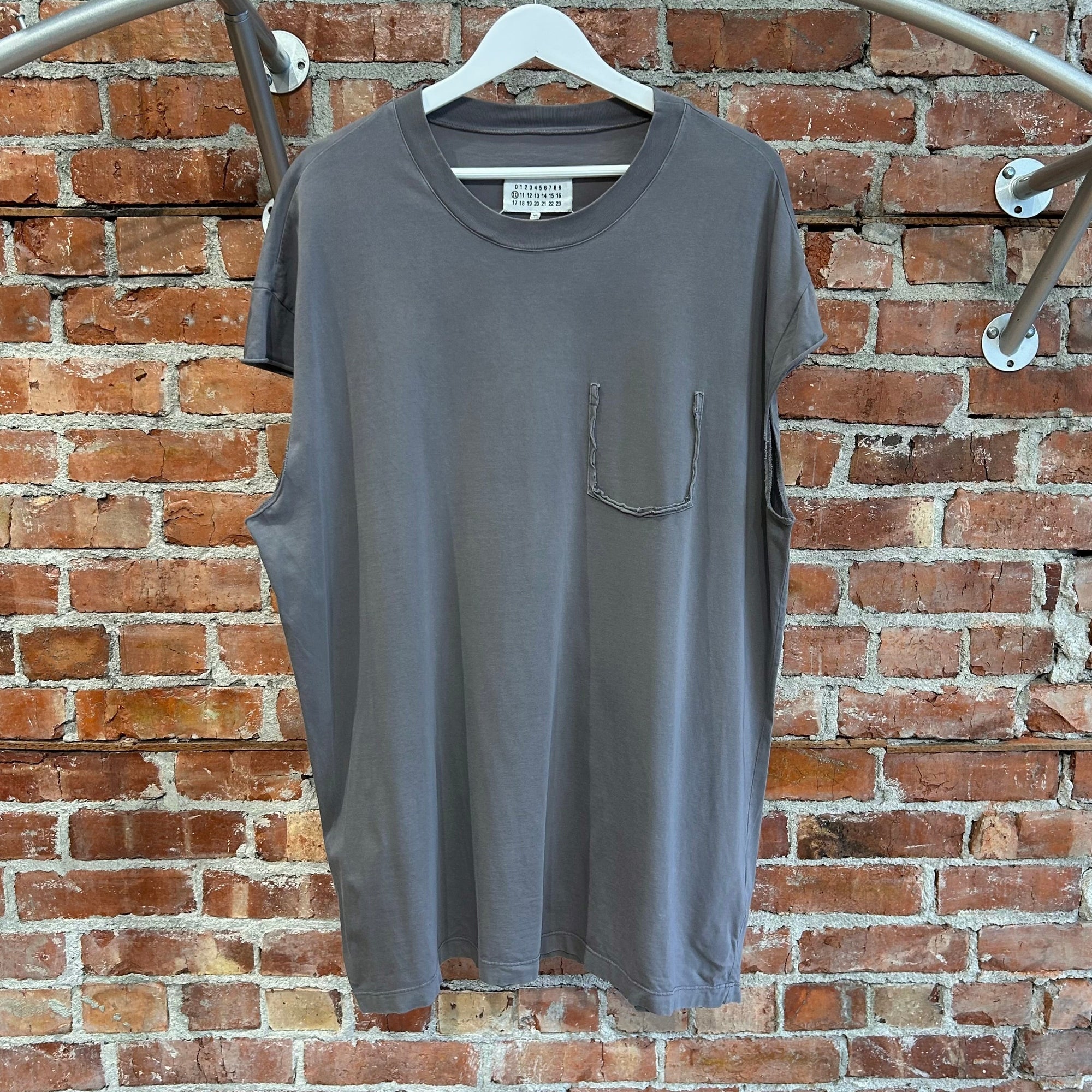 MAISON MARGIELA GHOST POCKET TANK ‘GREY’