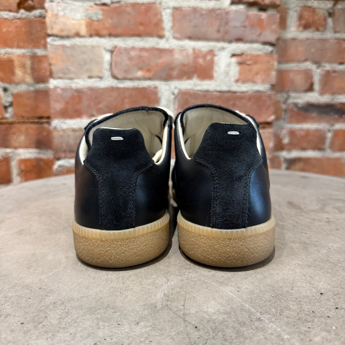 MASION MARGIELA REPLICA GAT SNEAKERS ‘BLACK/GUM’