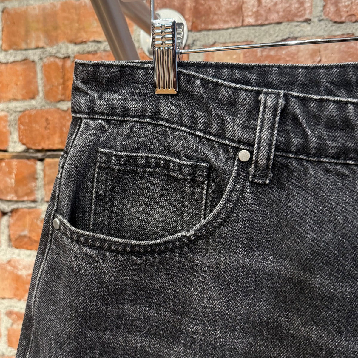 BASKETCASE WIDE BAGGY DENIM SHORTS ‘BLACK’