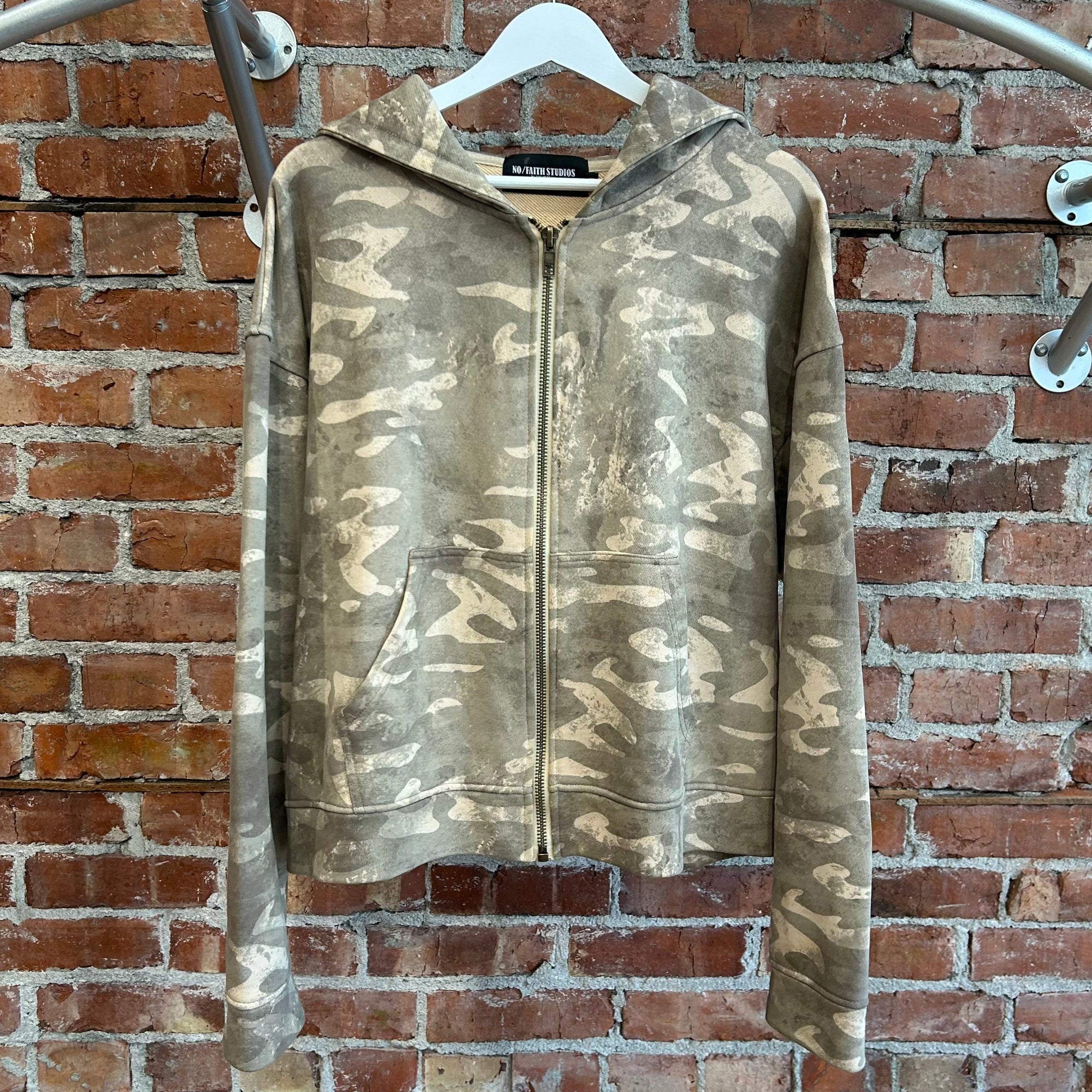NO FAITH STUDIOS DESERT CAMO ZIP HOODIE ‘CAMO’