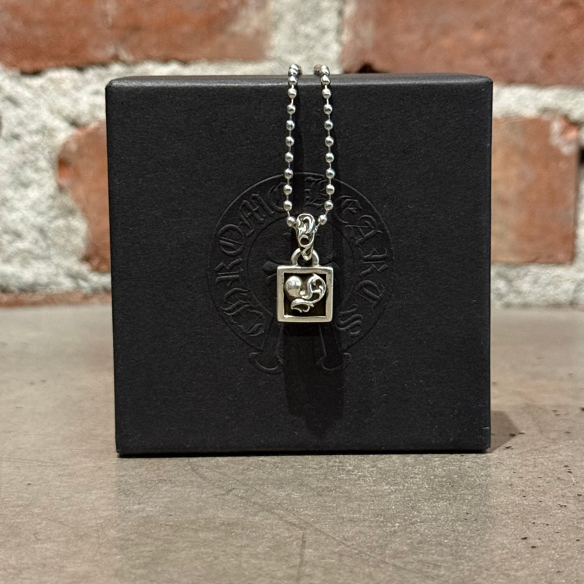 CHROME HEARTS FRAMED HEART NECKLACE ‘SILVER’