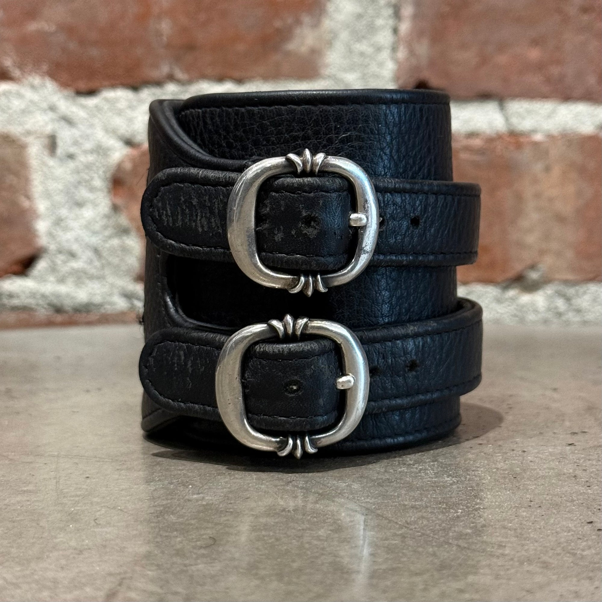 CHROME HEARTS DOUBLE GUNSLINGER WRIST BRACE ‘BLACK’