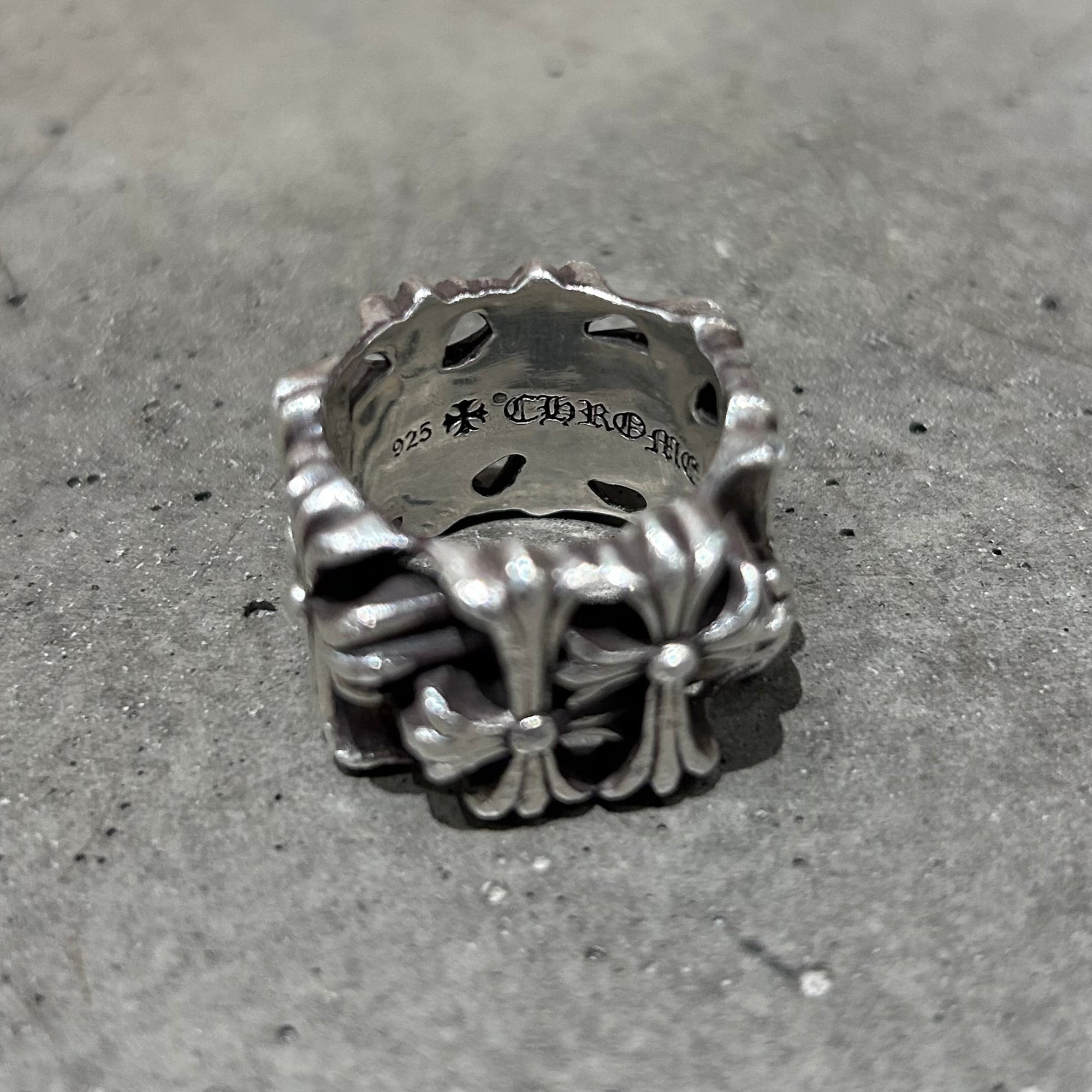 CHROME HEARTS SQUARE CEMETERY RING ‘SILVER’