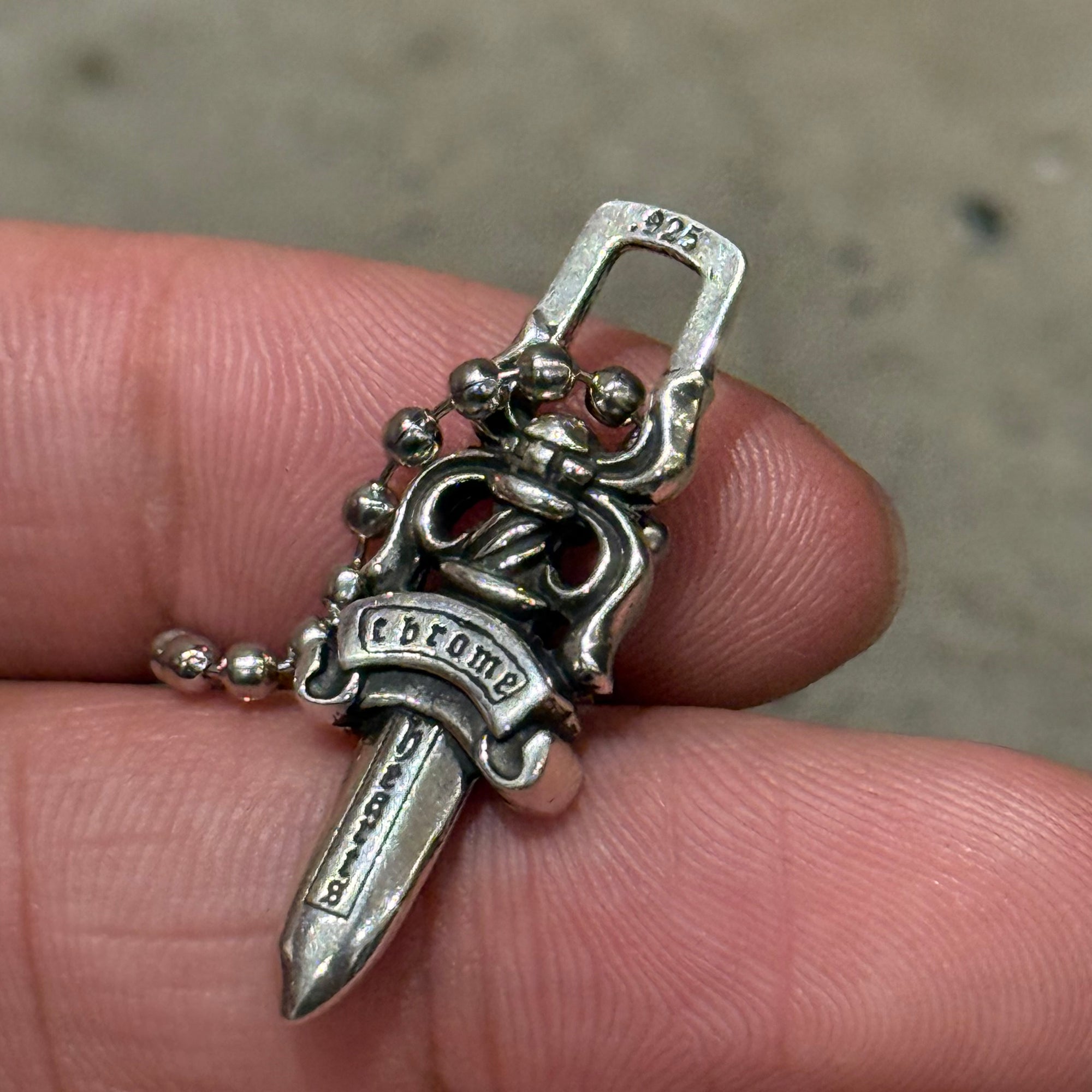 CHROME HEARTS ZIPPER DAGGER NECKLACE 