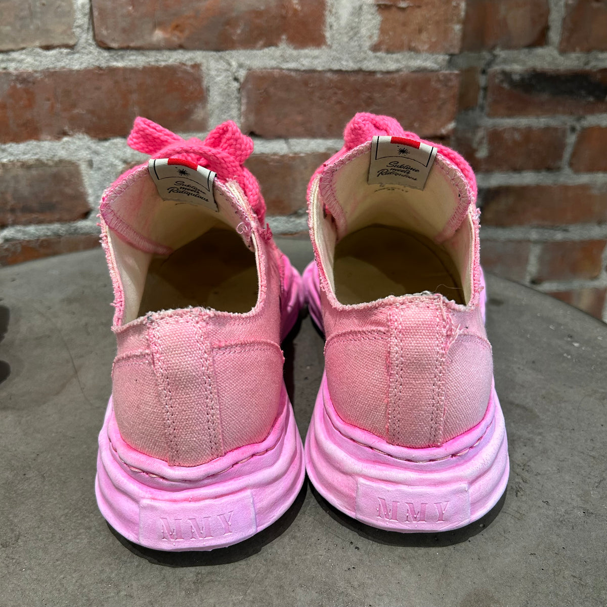 MAISON MIHARA YASUHIRO PETERSON LOW SNEAKERS ‘PINK’