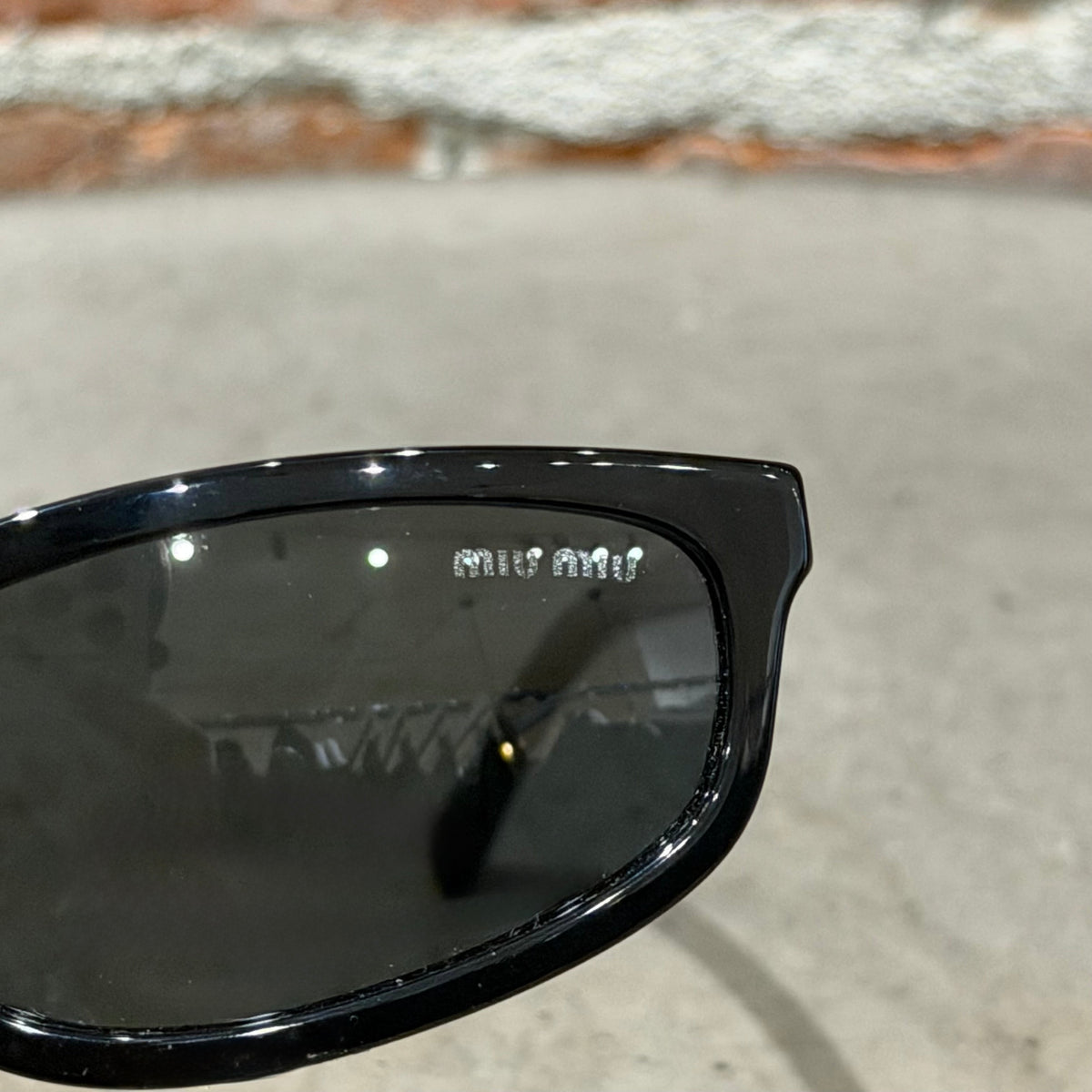 MIU MIU A06S REGARD SUNGLASSES ‘BLACK’