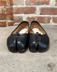 MAISON MARGIELA TABI LEATHER BALLET FLATS ‘BLACK’