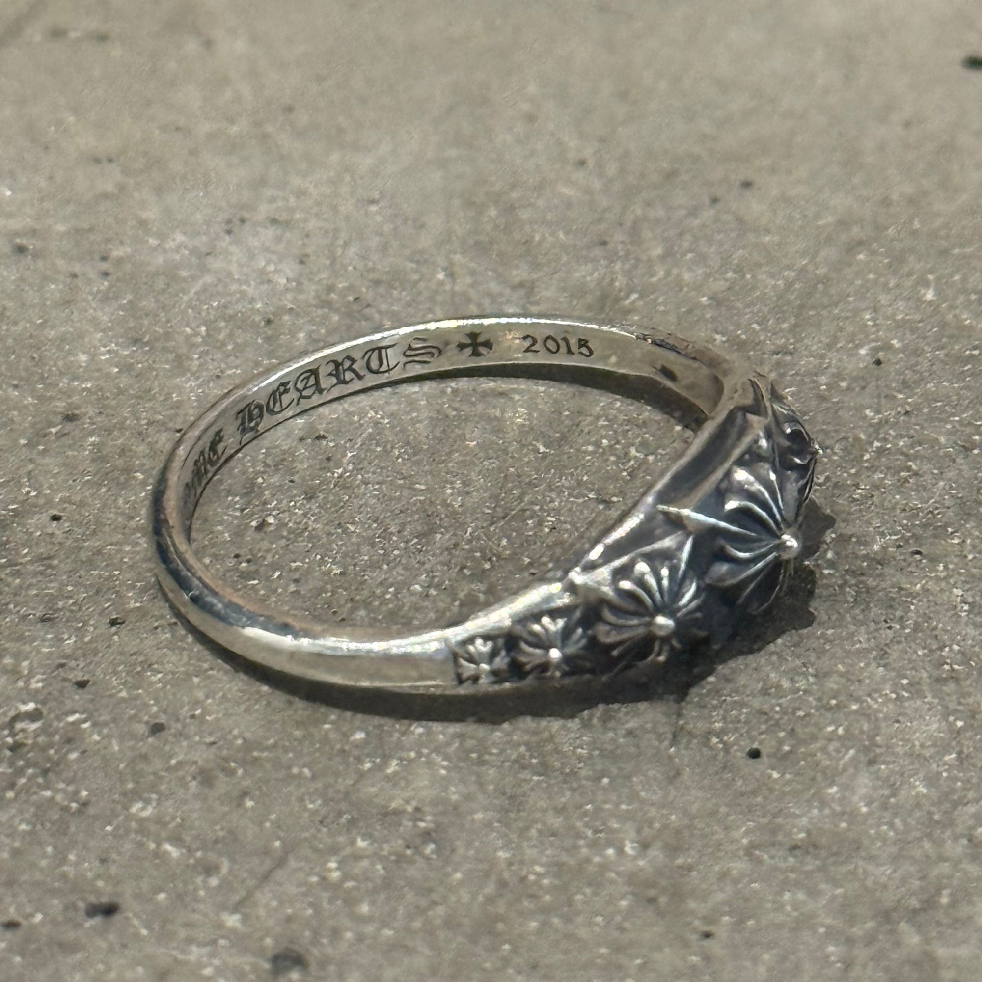 CHROME HEARTS PYRAMID PLUS BUBBLEGUM RING ‘SILVER’