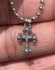DEAL DESIGN GL CROSS XXS ONYX NECKLACE ‘SILVER’