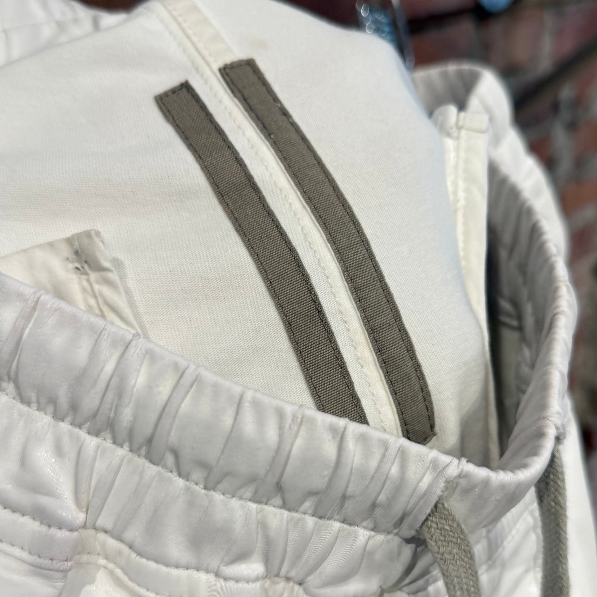 RICK OWENS SS23 EDFU DRKSHDW SHINY PUSHER PANTS ‘MILK’