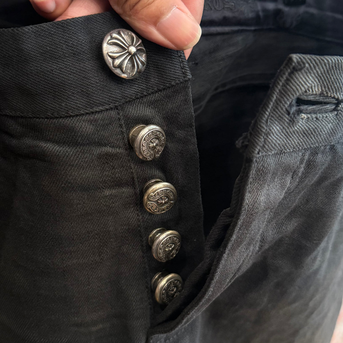 CHROME HEARTS 5 POCKET JAPANESE SELVEDGE DENIM ‘BLACK’