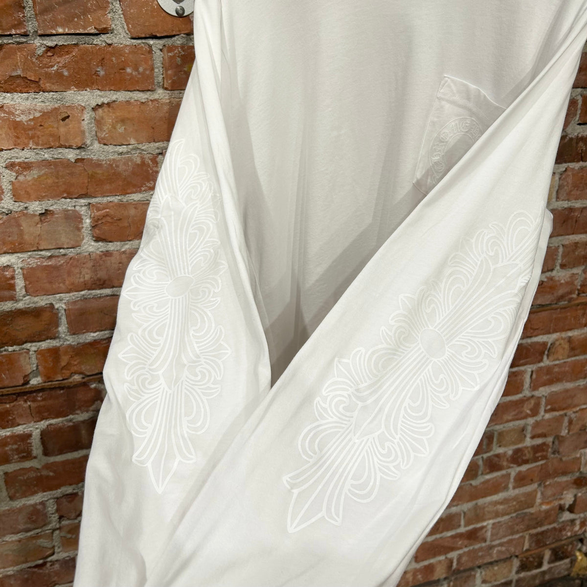 CHROME HEARTS ONLINE EXCLUSIVE FLORAL LONGSLEEVE ‘WHITE’