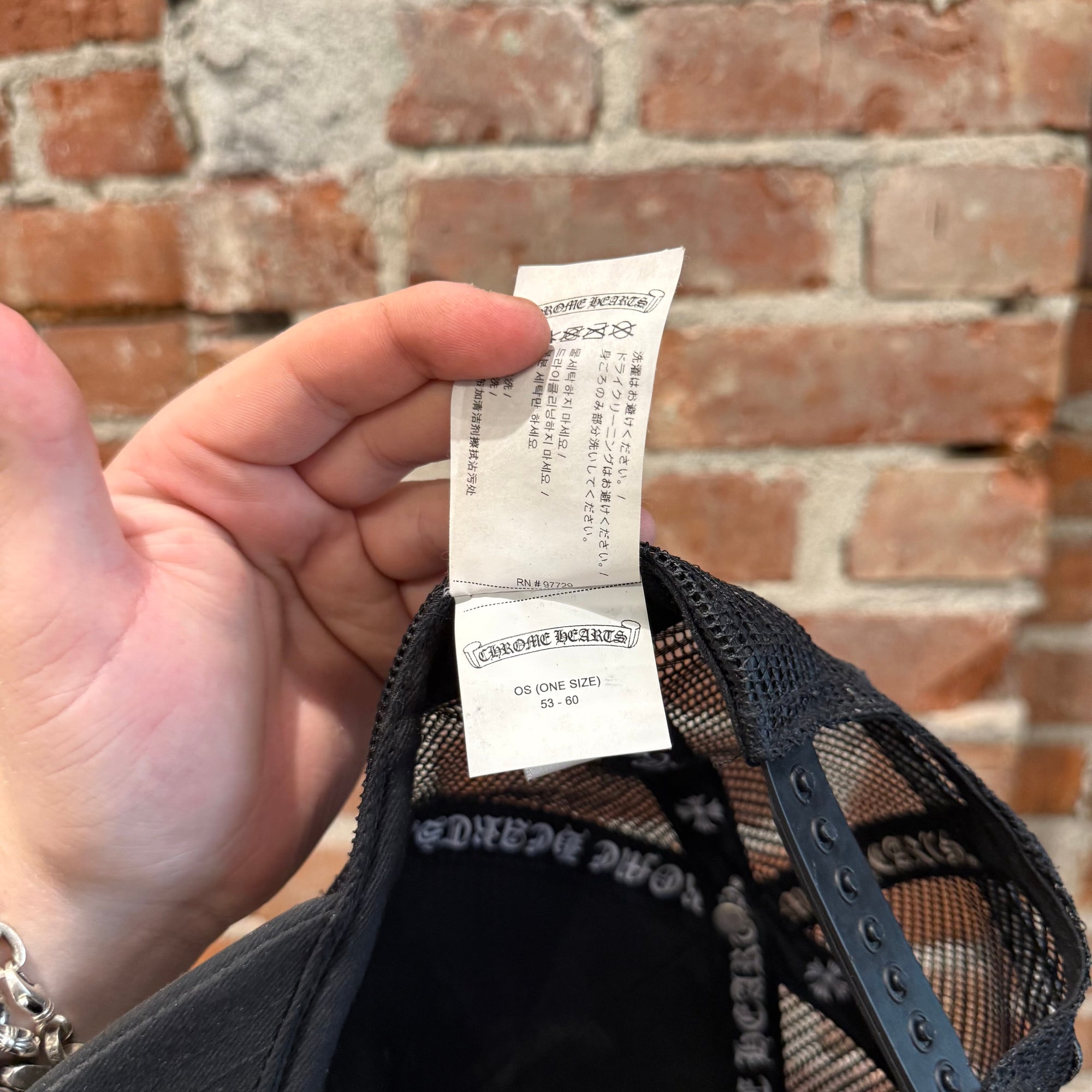 CHROME HEARTS EYE CHART TRUCKER HAT ‘BLACK’