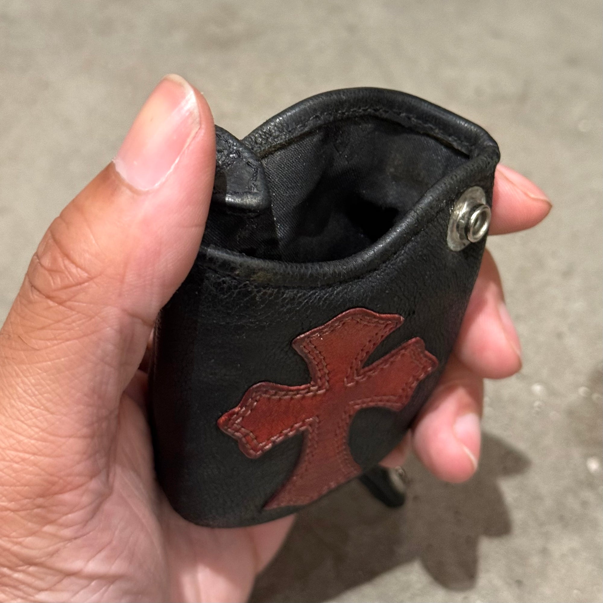 CHROME HEARTS ZIPPO SLING POUCH ‘BLACK/RED’