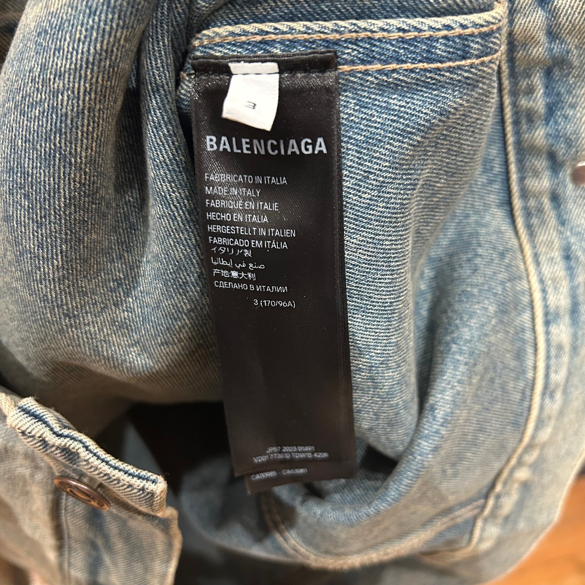 BALENCIAGA FW23 REVERSIBLE OVERSIZED DENIM JACKET ‘VINTAGE BLUE’