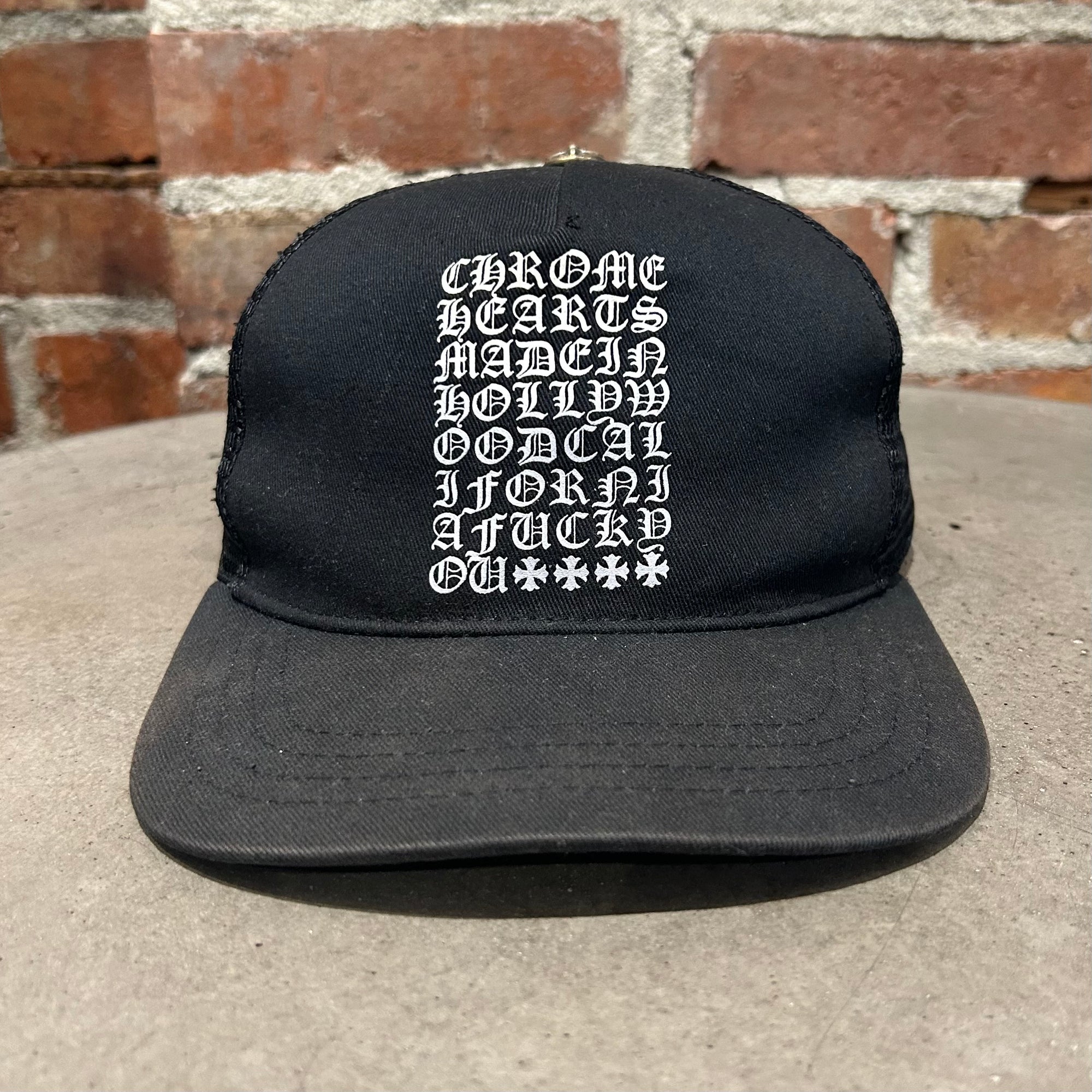CHROME HEARTS EYE CHART TRUCKER ‘BLACK’