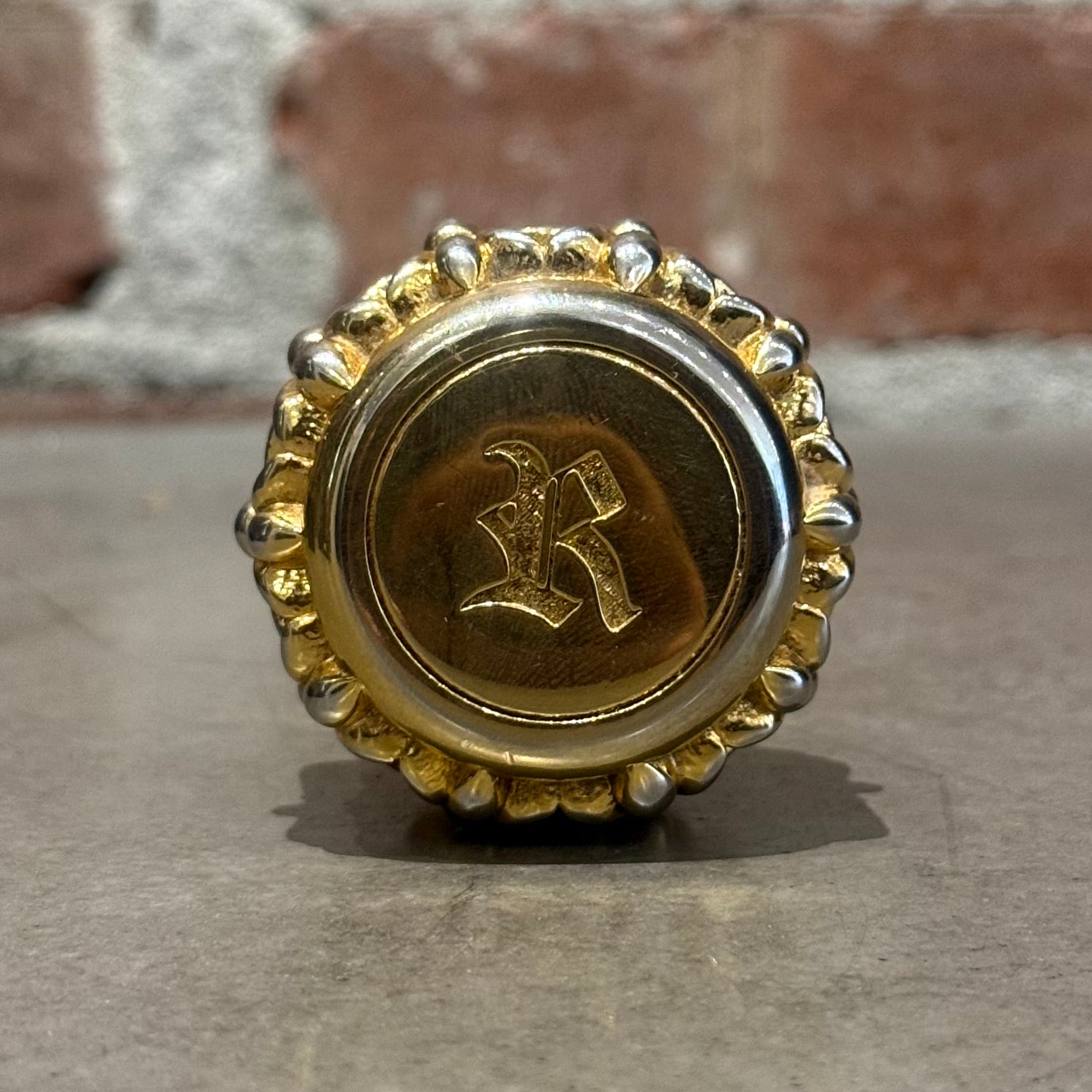 RENNSTALL CEMETERY SHIFT KNOB ‘GOLD’