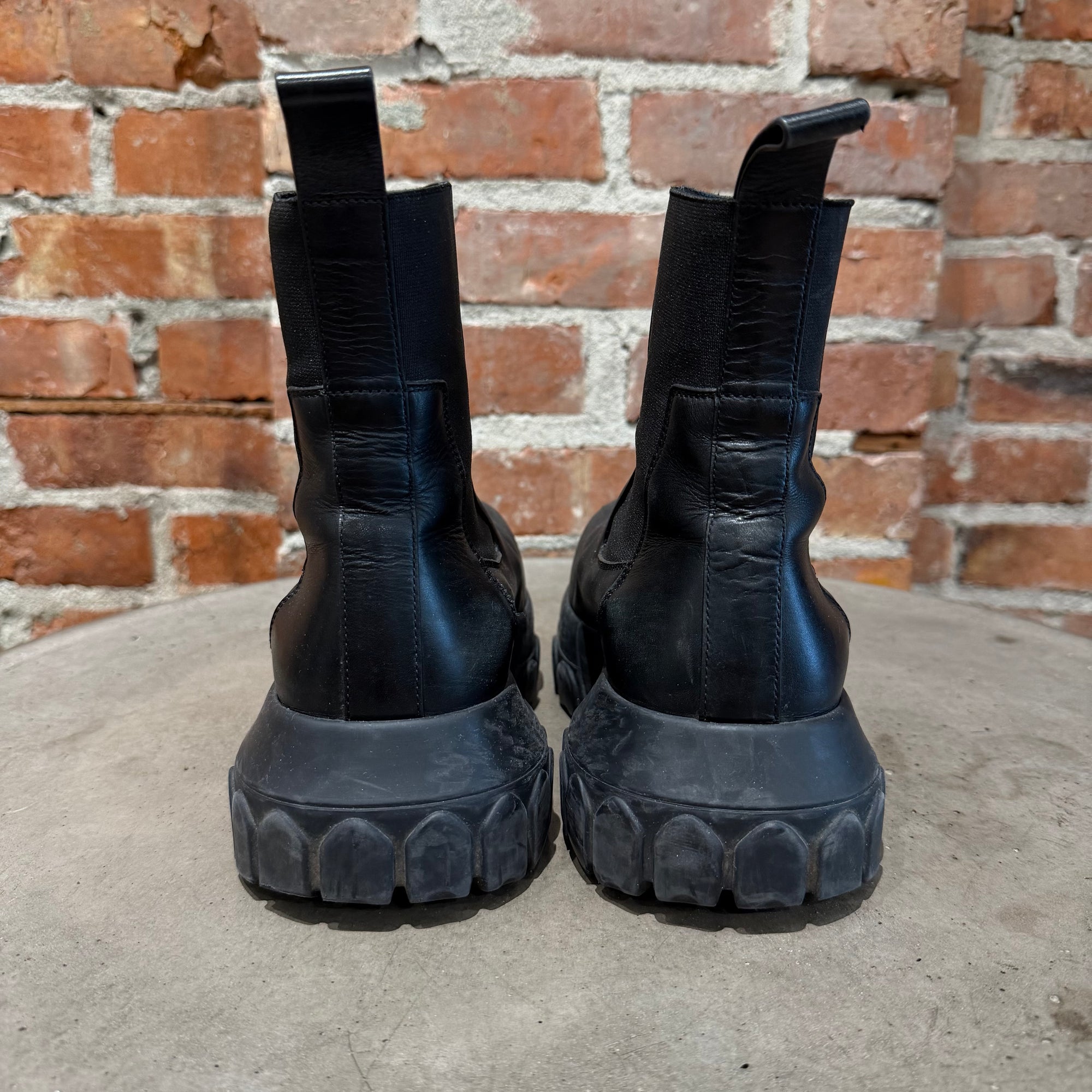 RICK OWENS BEATLE BOZO TRACTOR BOOTS ‘BLACK’