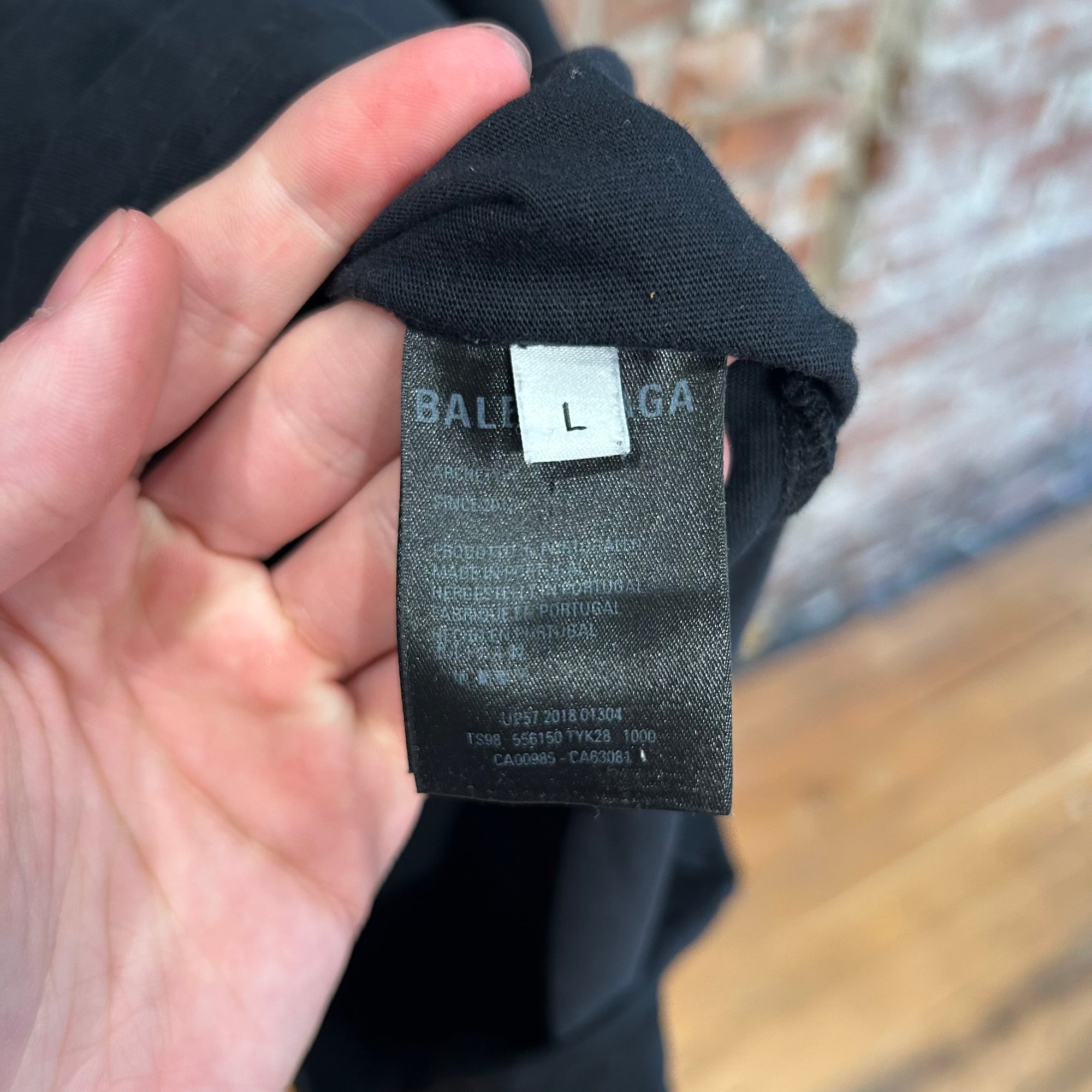 BALENCIAGA SS18 CHEST LOGO TEE ‘BLACK’