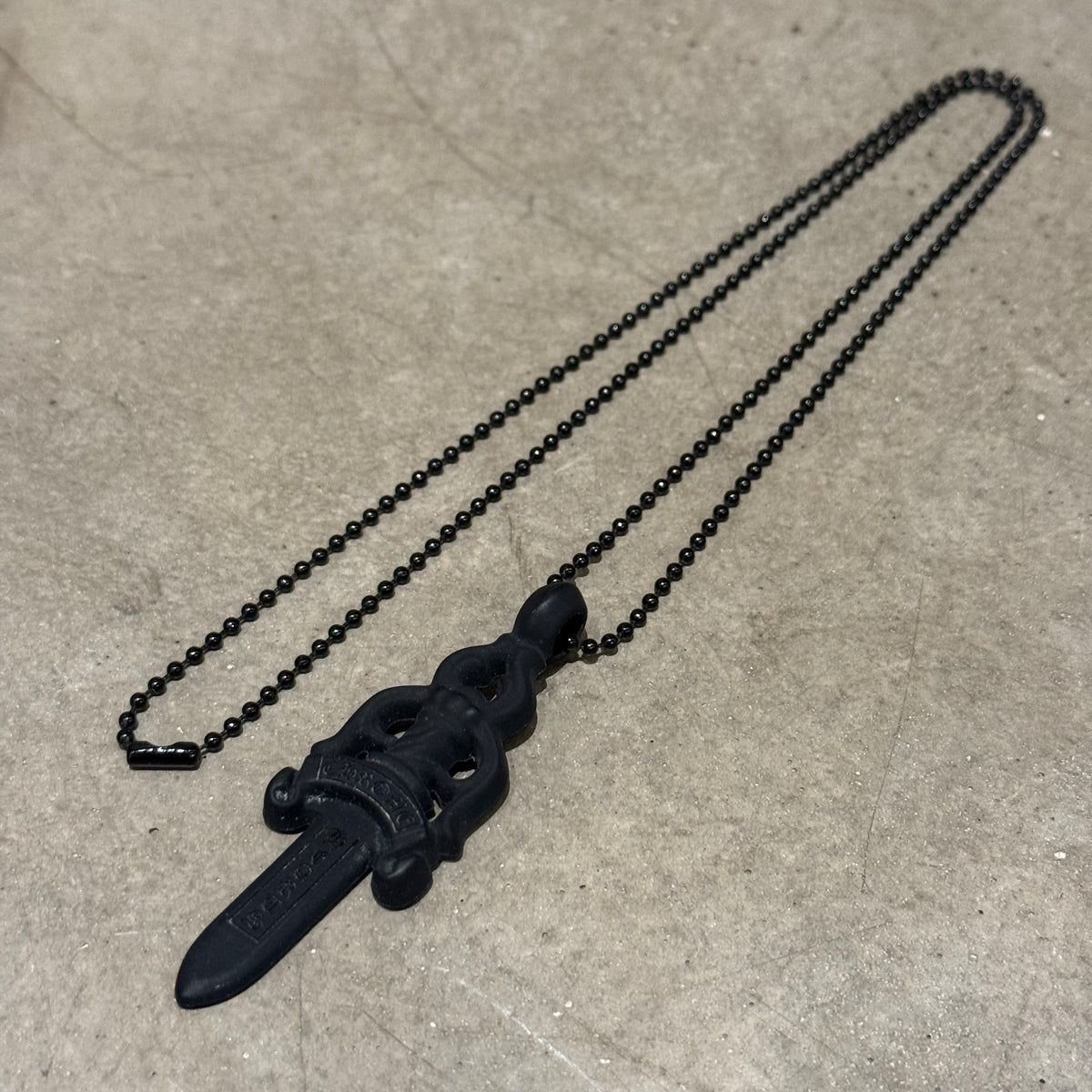 CHROME HEARTS SILICHROME DAGGER NECKLACE ’BLACK’