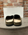 COMMON PROJECT SUEDE CLOG ‘OLIVE’