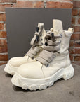 RICK OWENS FW25 JUMBO LACE BOZO TRACTOR BOOTS ‘MILK’