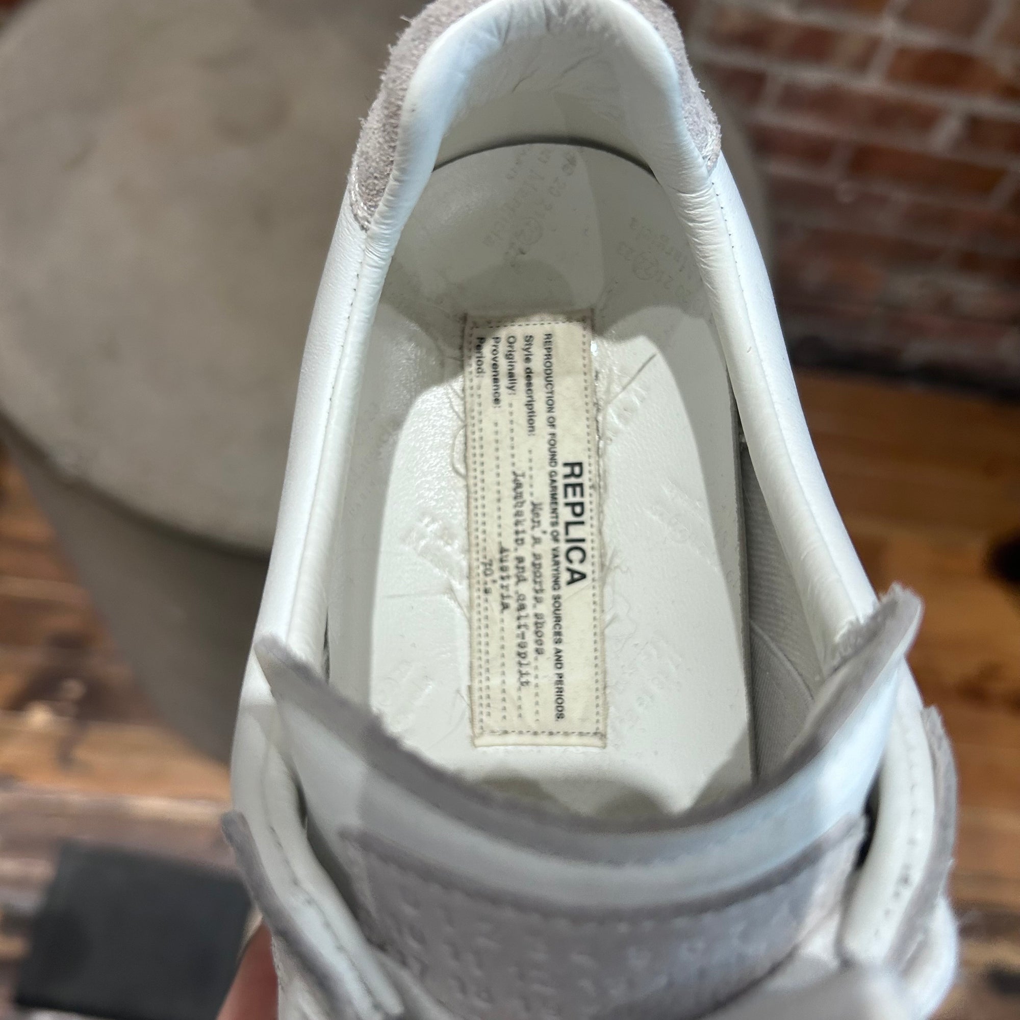 MAISON MARGIELA REPLICA GATS ‘WHITE’