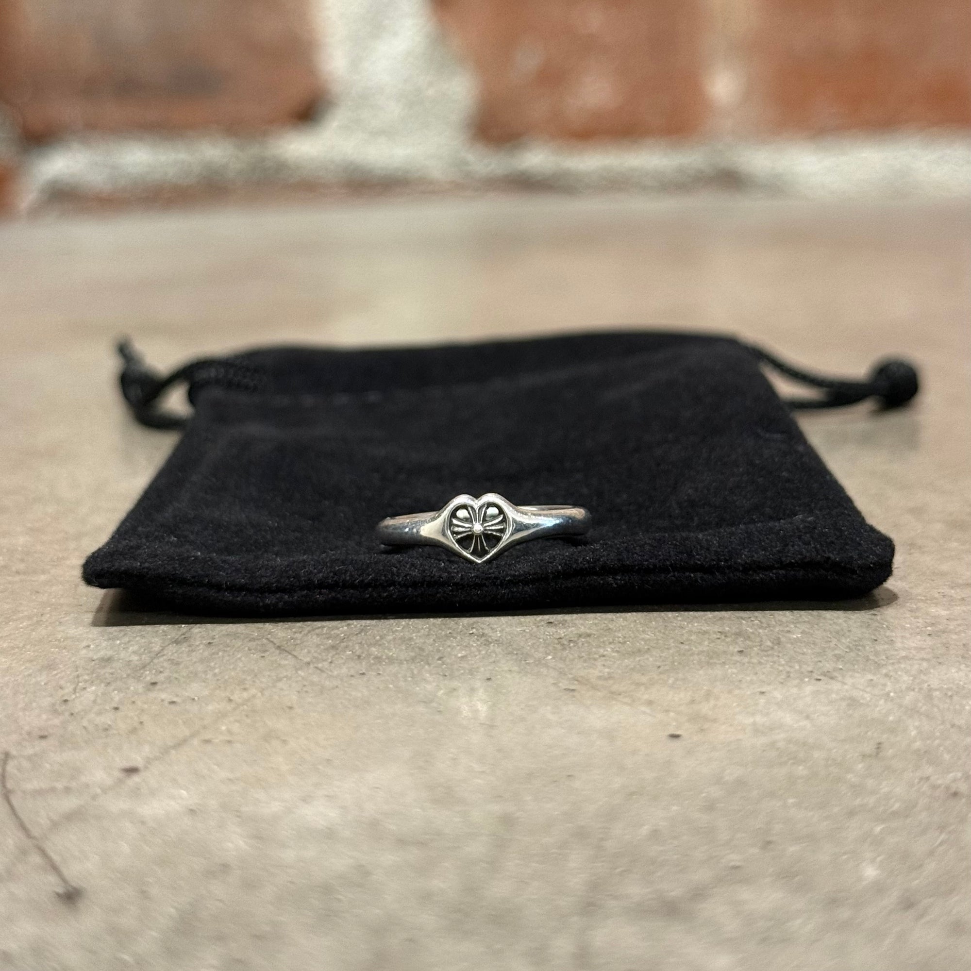 CHROME HEARTS PLUS CROSS HEART BUBBLE GUM RING ‘SILVER’