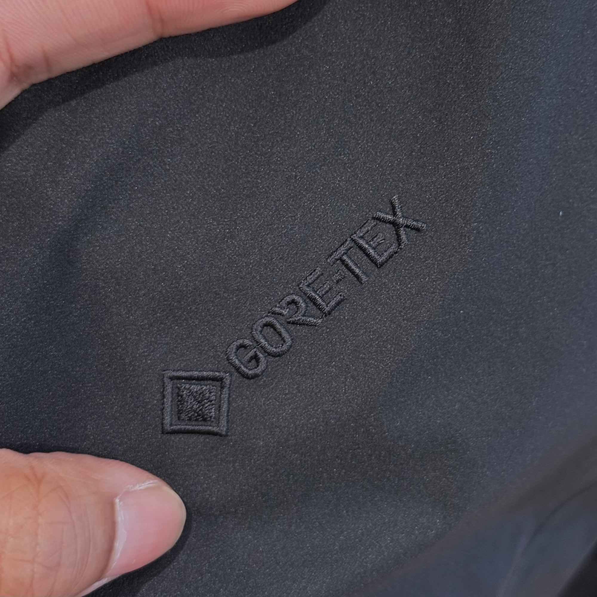 GOLDWIN GORE-TEX FLY AIR SHELL JACKET ‘BLACK’